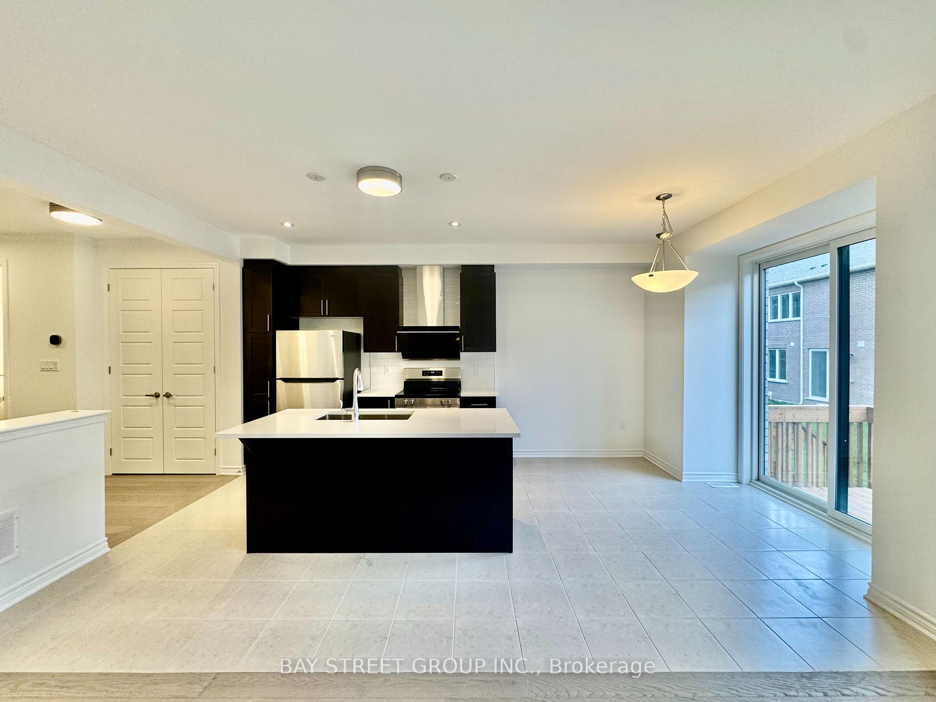 Photo 13 of 3031 Bramall Gardens, Oakville, Joshua Meadows — HOMEH