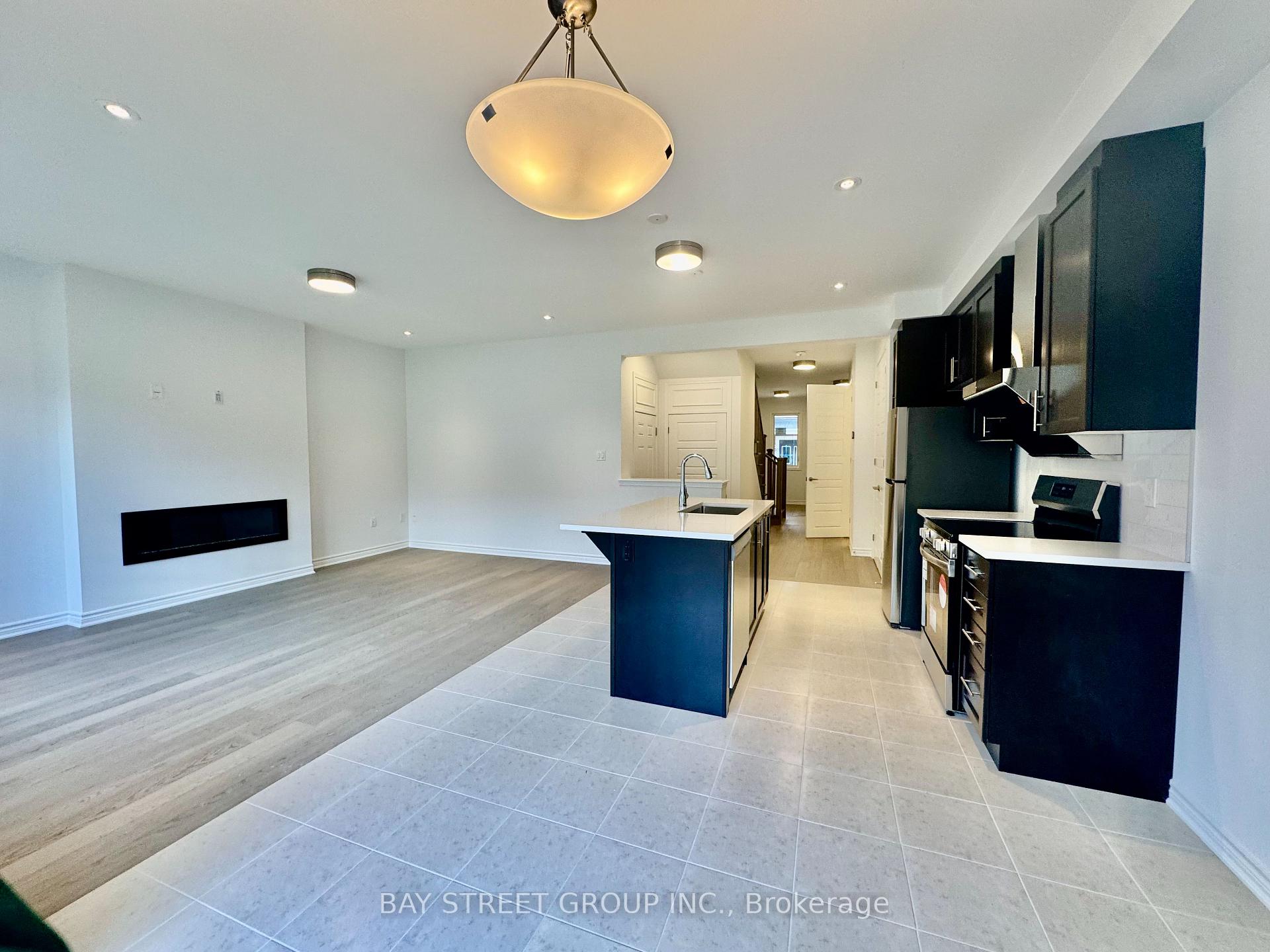 Photo 15 of 3031 Bramall Gardens, Oakville, Joshua Meadows — HOMEH