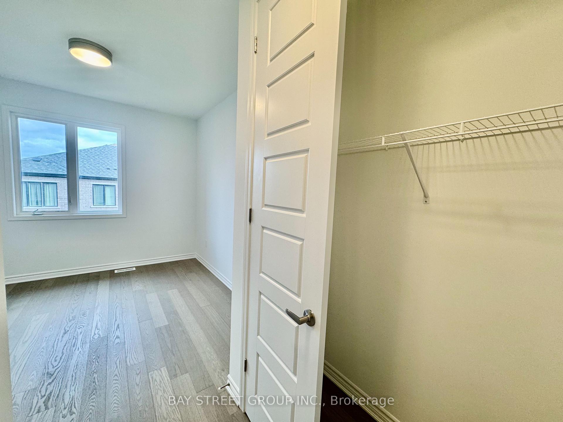 Photo 21 of 3031 Bramall Gardens, Oakville, Joshua Meadows — HOMEH