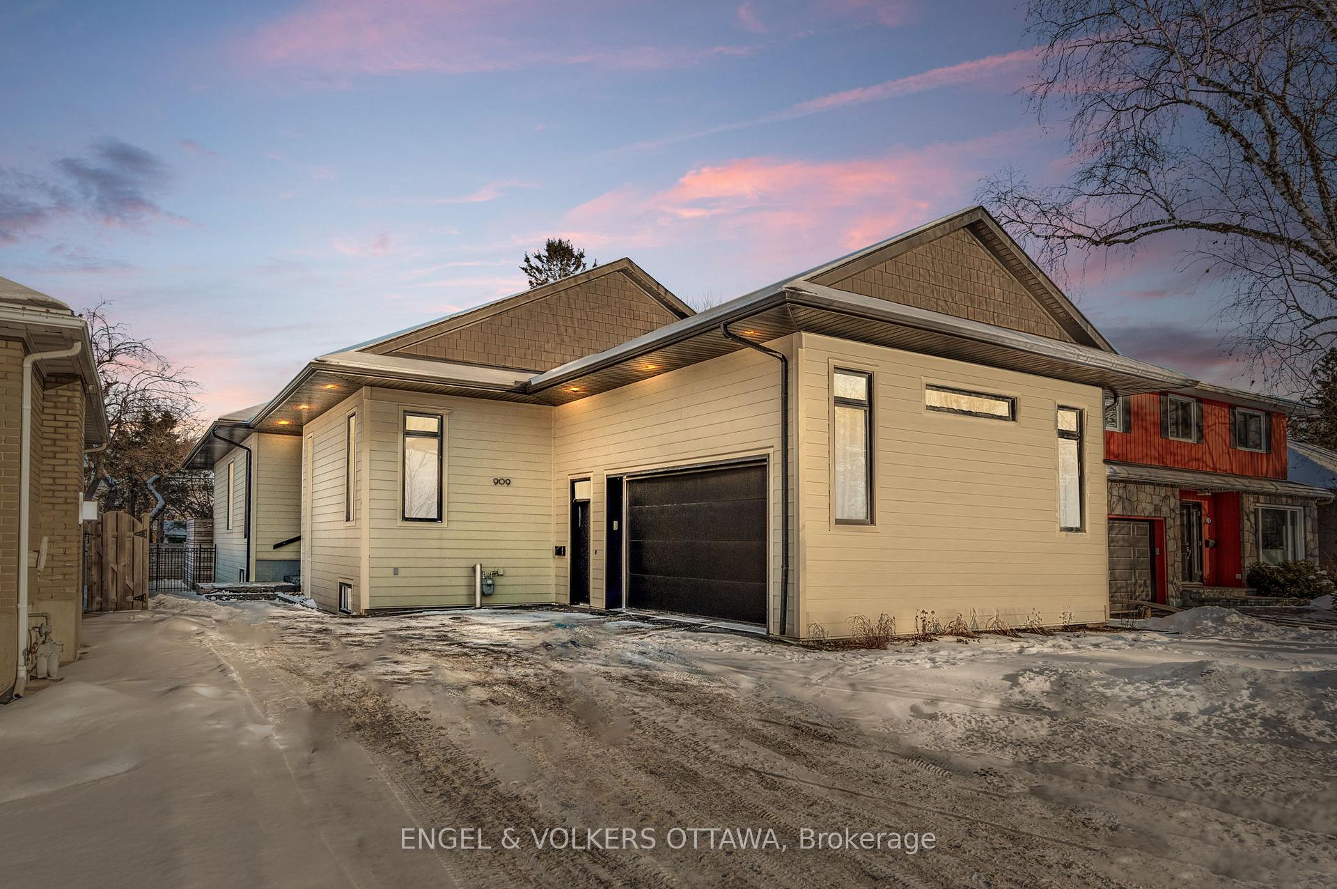 Photo 1 of 909 Mountainview Avenue, Ottawa, Whitehaven — HOMEH