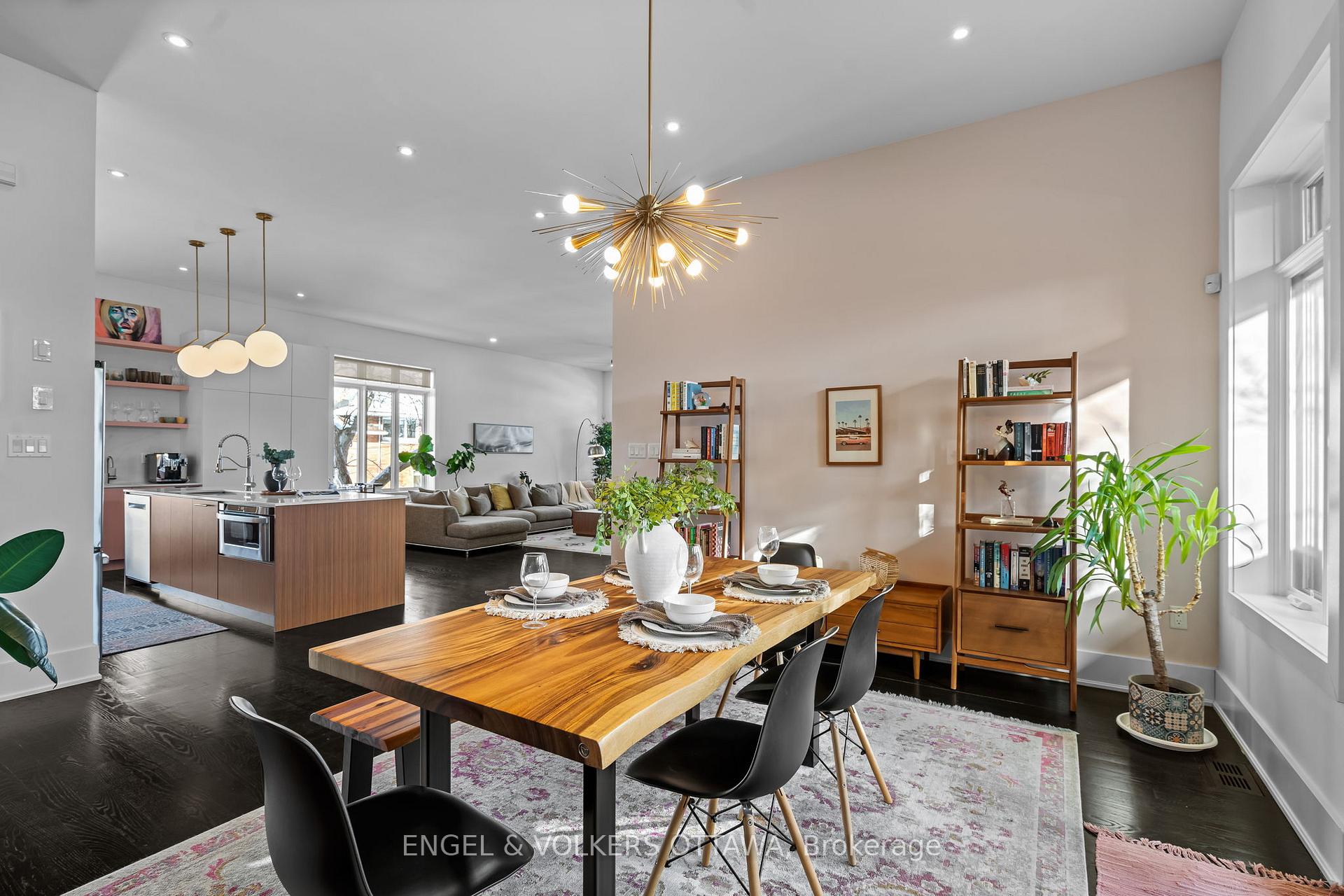 Photo 6 of 909 Mountainview Avenue, Ottawa, Whitehaven — HOMEH