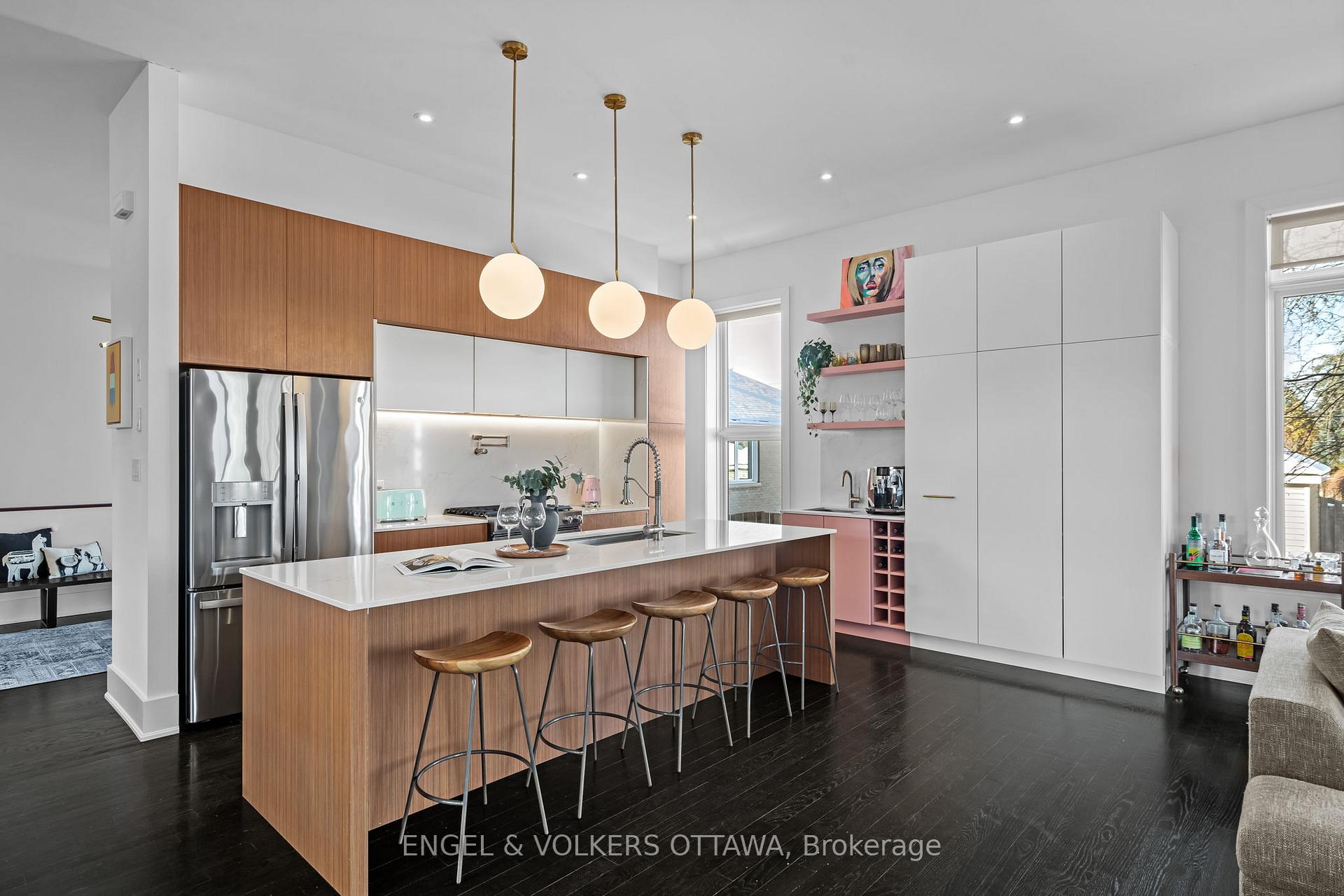 Photo 8 of 909 Mountainview Avenue, Ottawa, Whitehaven — HOMEH