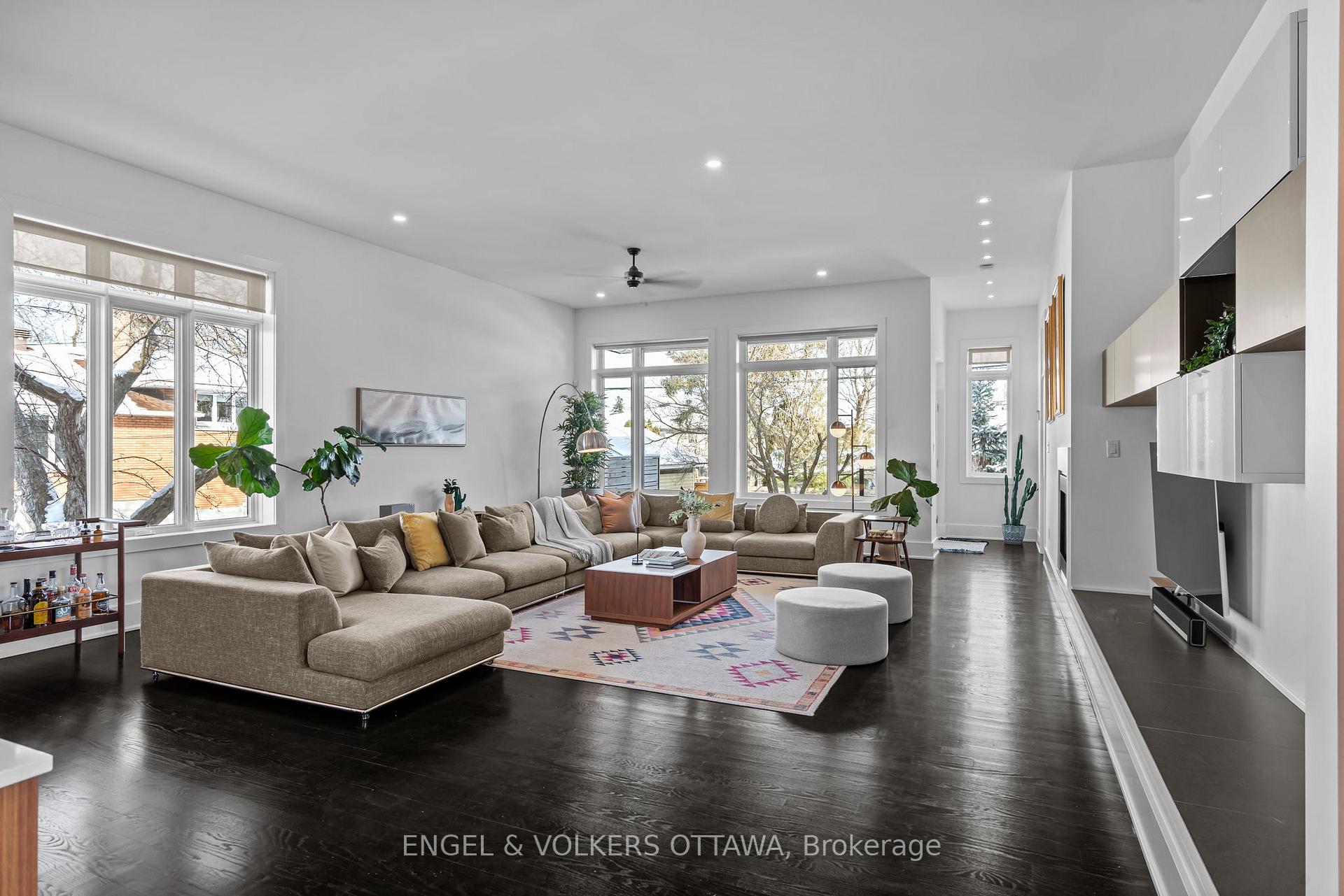 Photo 15 of 909 Mountainview Avenue, Ottawa, Whitehaven — HOMEH