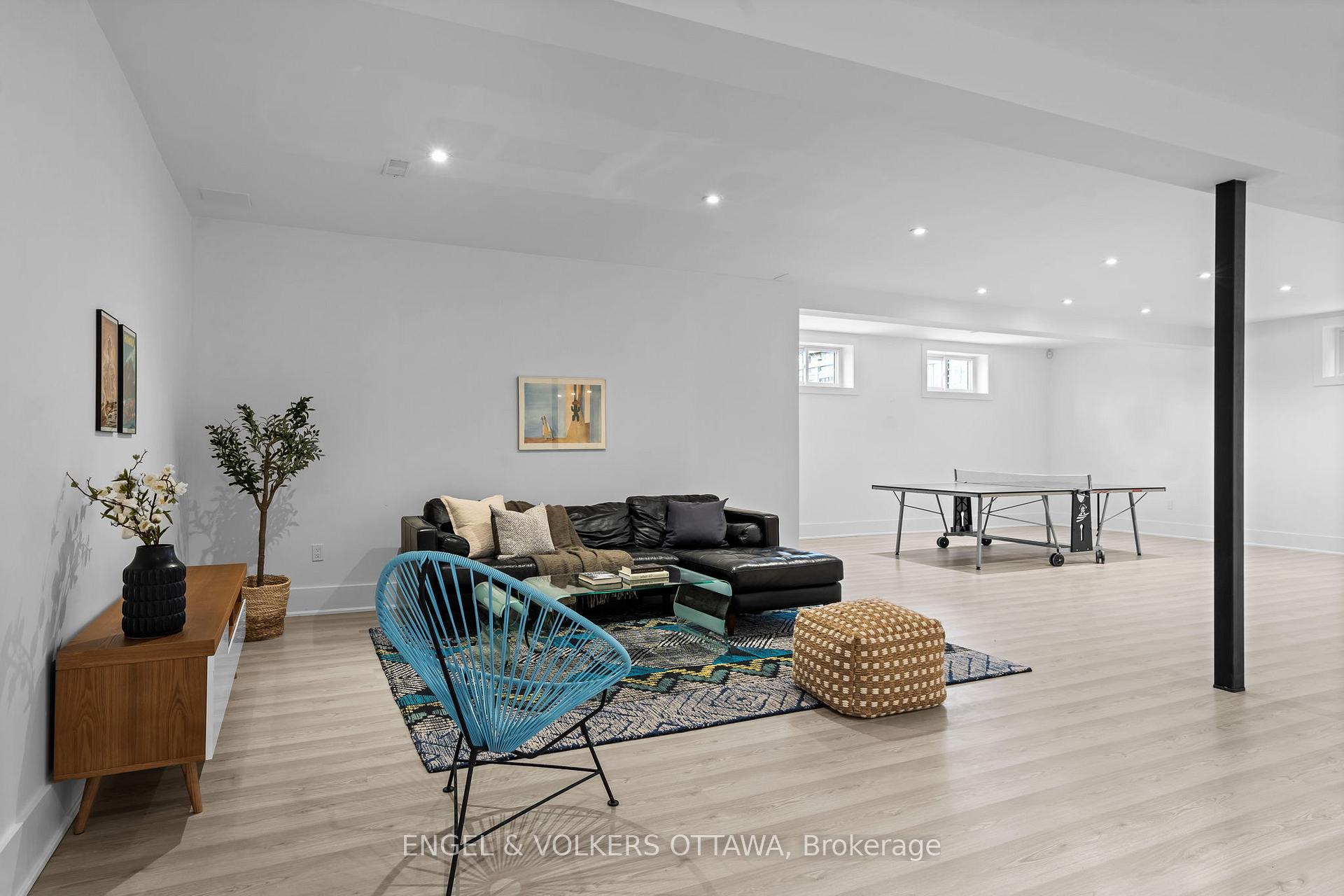 Photo 28 of 909 Mountainview Avenue, Ottawa, Whitehaven — HOMEH