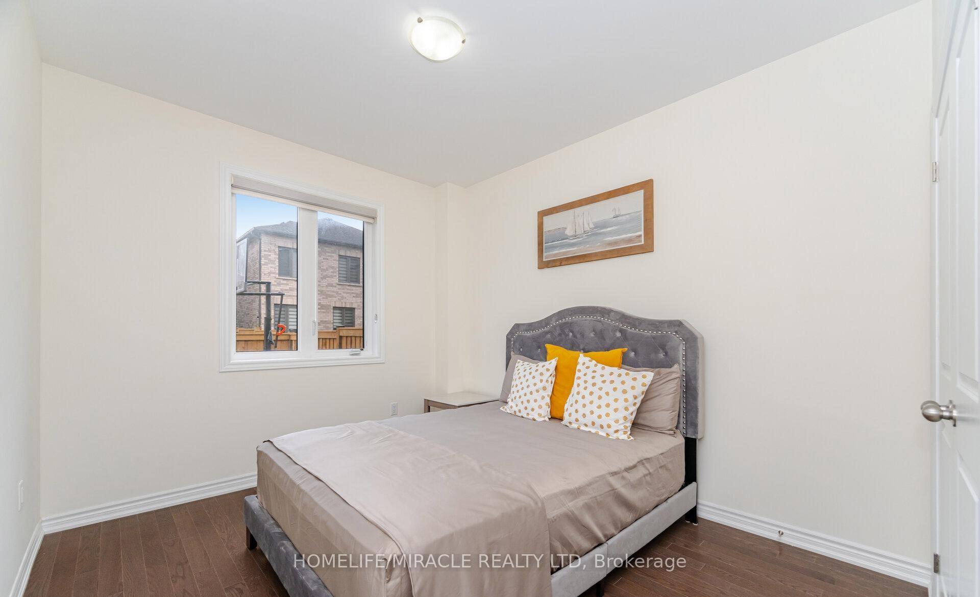 Photo 13 of 7 Aldenham Street, Brampton, Credit Valley — HOMEH