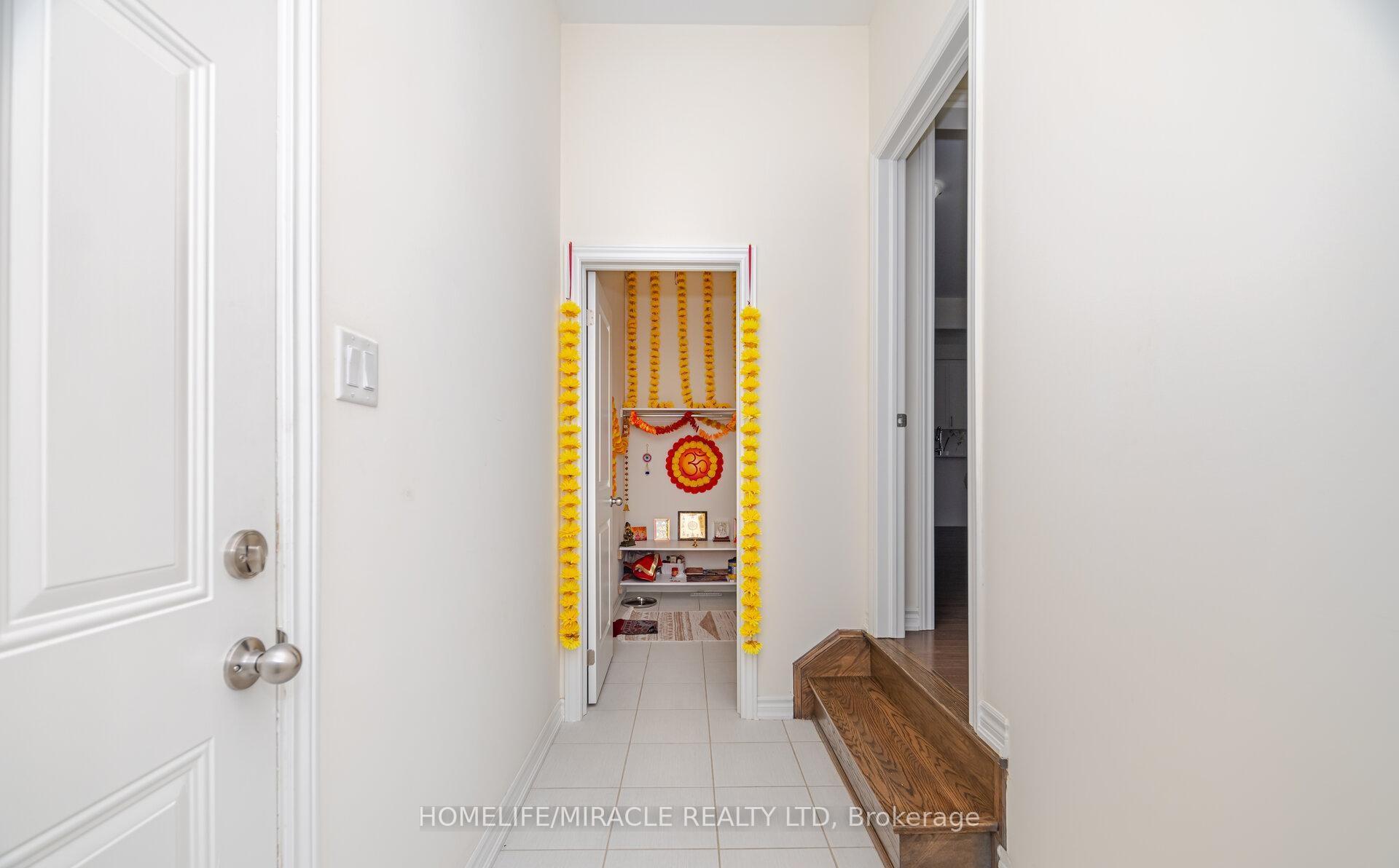 Photo 15 of 7 Aldenham Street, Brampton, Credit Valley — HOMEH