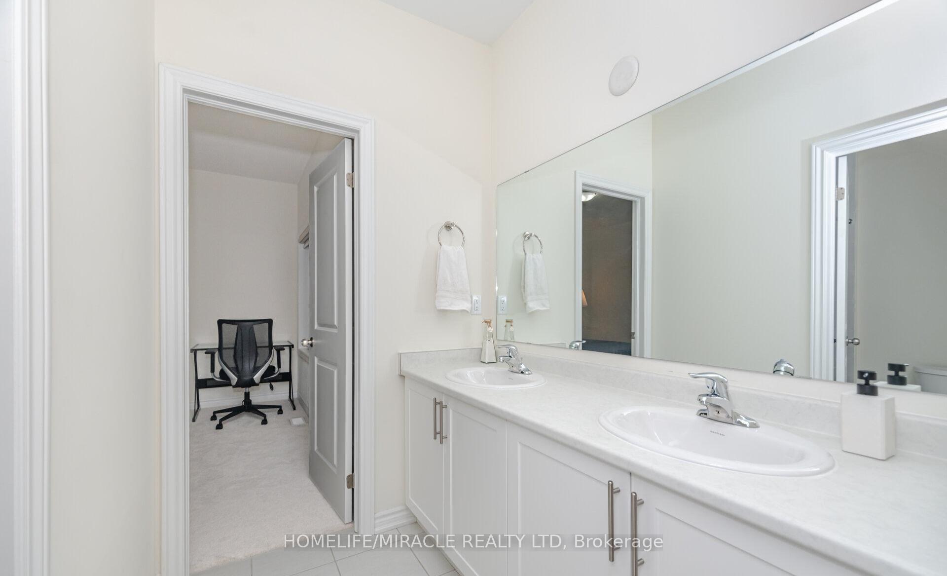 Photo 24 of 7 Aldenham Street, Brampton, Credit Valley — HOMEH