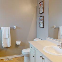 Photo 7 of 13 Beachville Circle, Brampton, Credit Valley — HOMEH