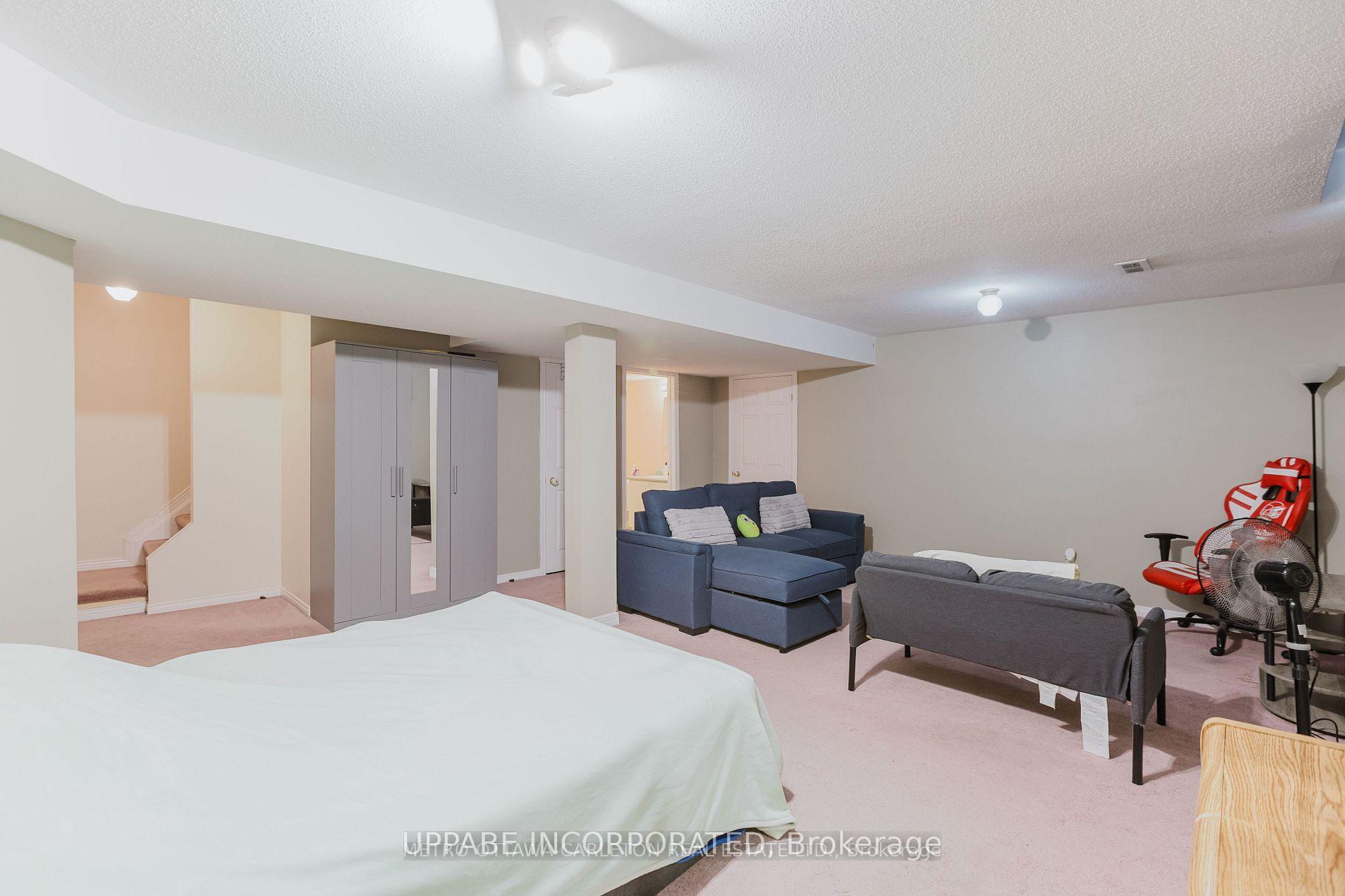 Photo 36 of 28 Armagh Way, Ottawa, Barrhaven - Longfields — HOMEH
