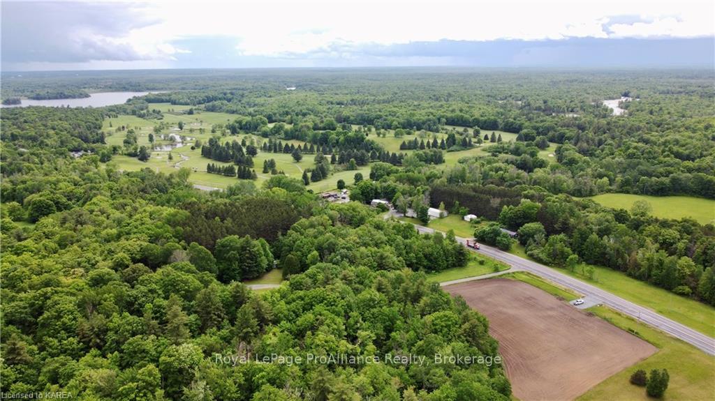 Photo 4 of 7568 Highway 38, Frontenac, Frontenac South — HOMEH