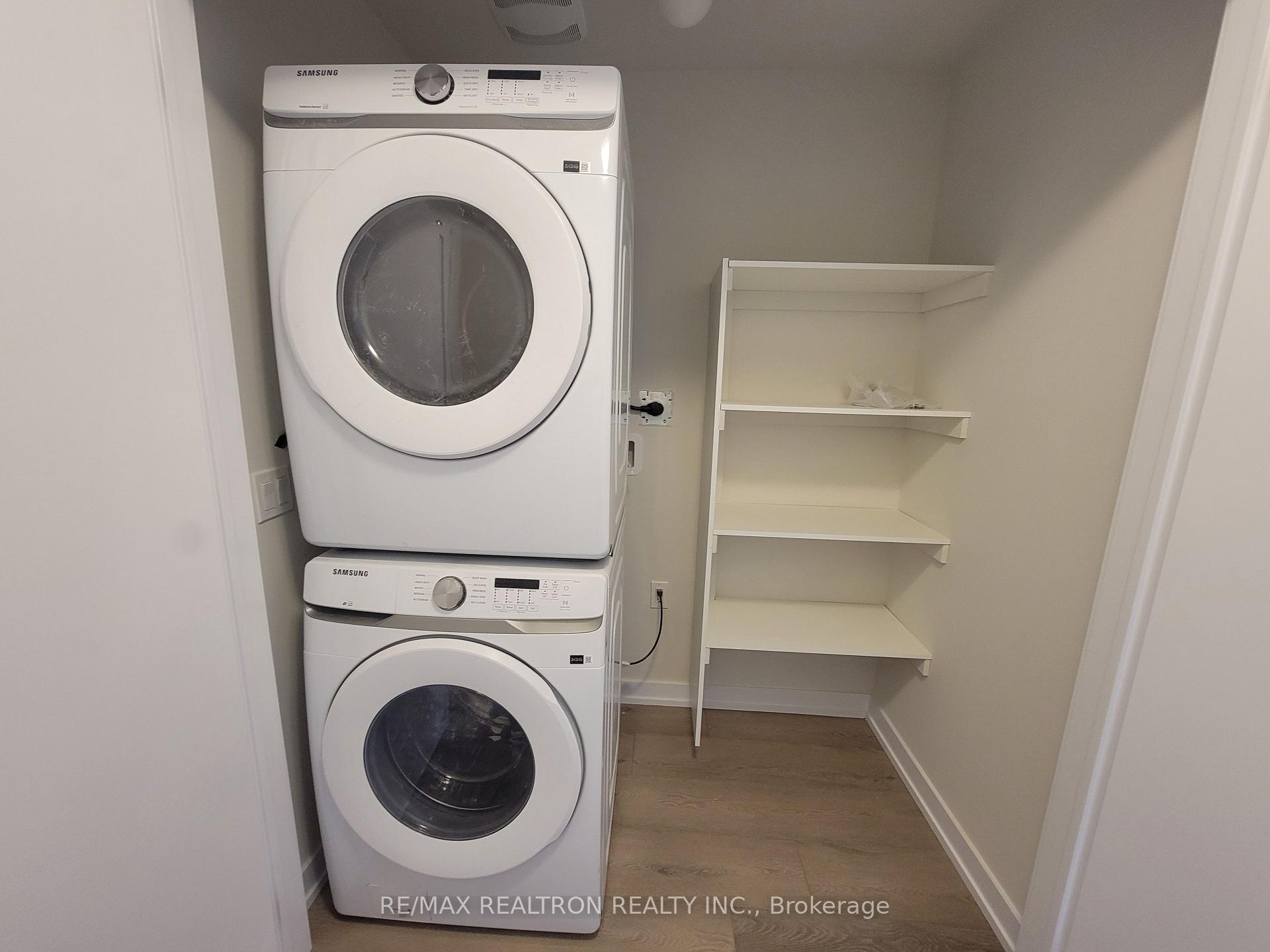 Photo 7 of 1348 Kobzar Drive, Oakville, Northwest — HOMEH