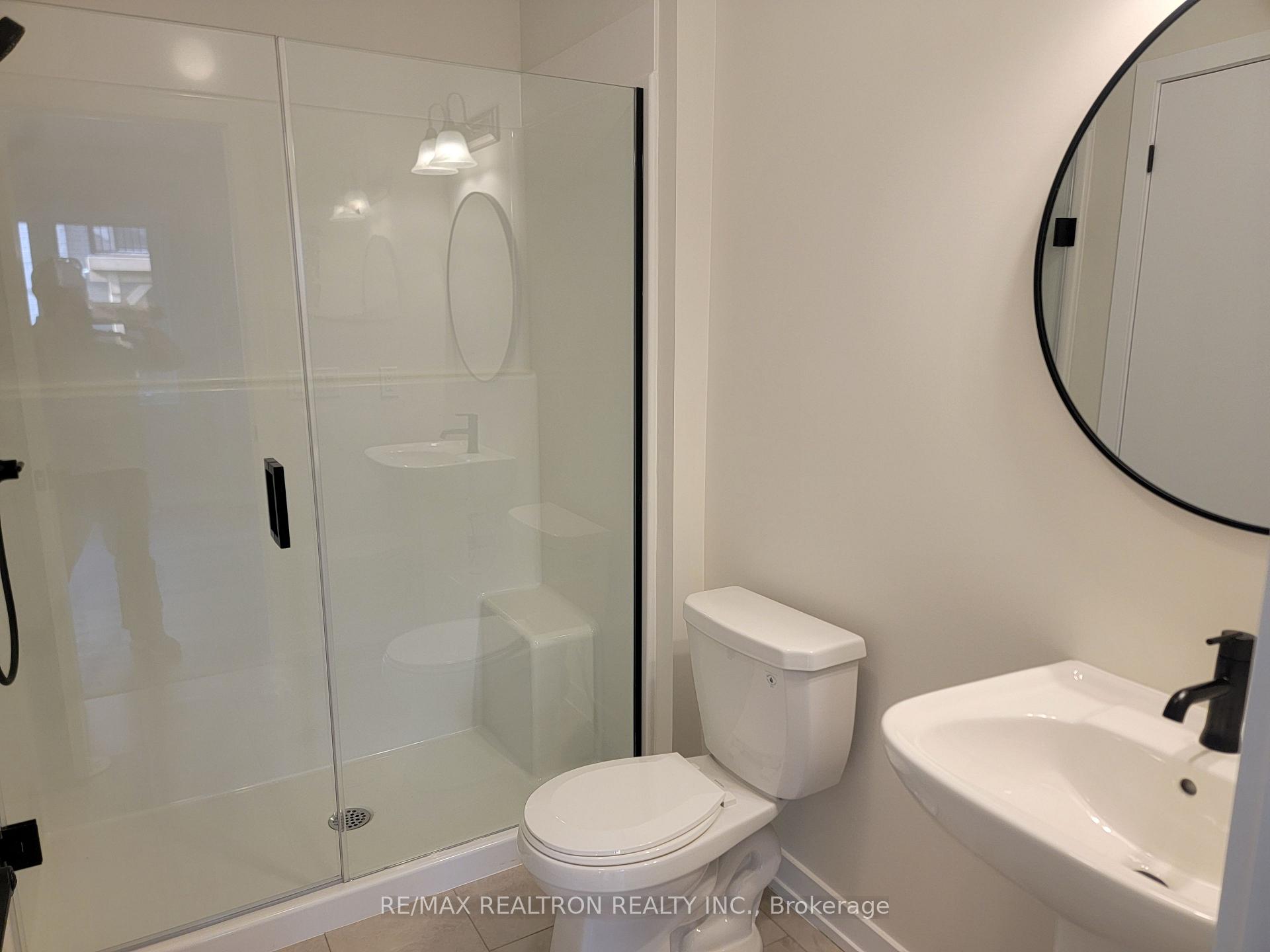 Photo 11 of 1348 Kobzar Drive, Oakville, Northwest — HOMEH
