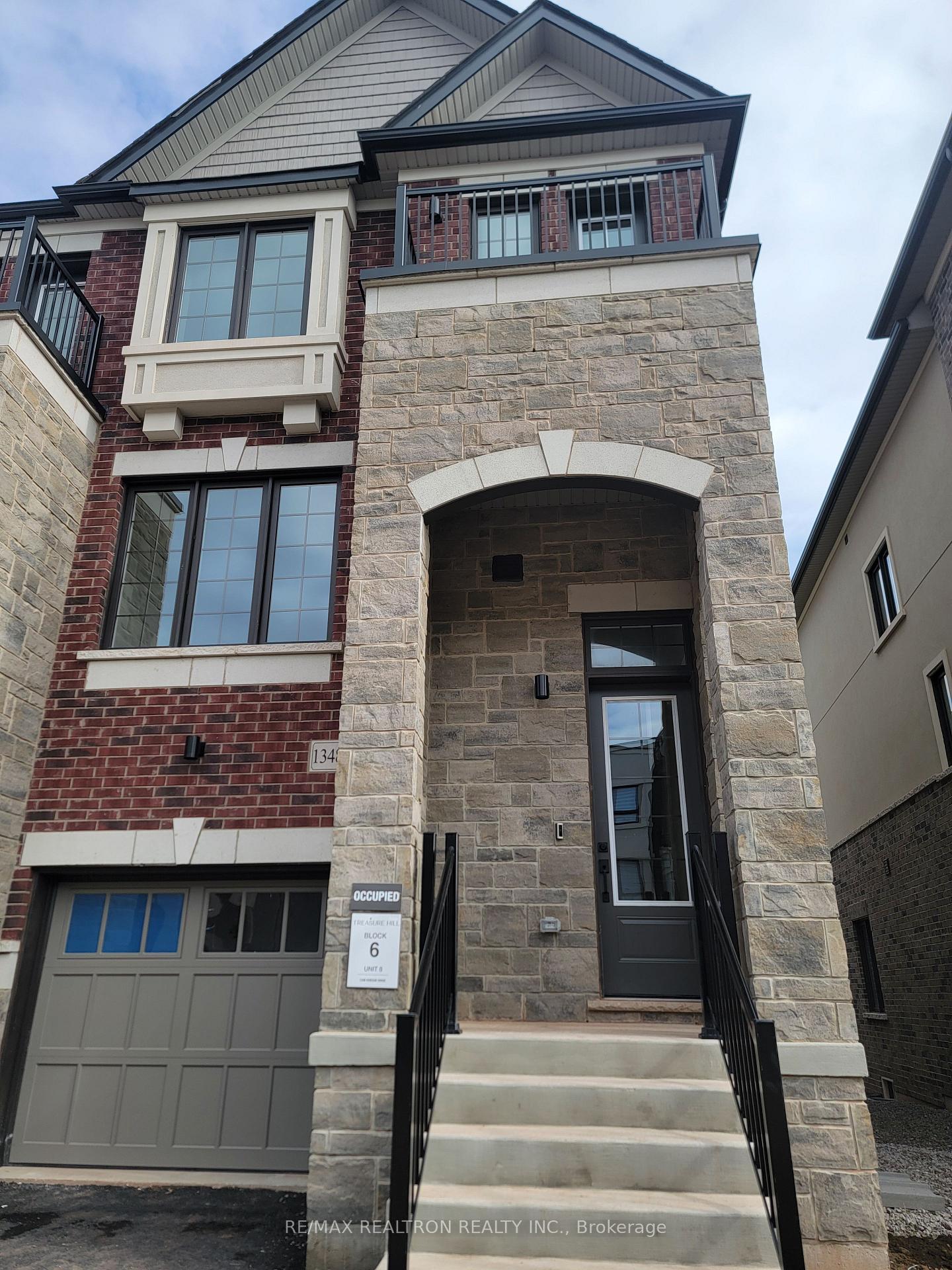 Photo 15 of 1348 Kobzar Drive, Oakville, Northwest — HOMEH