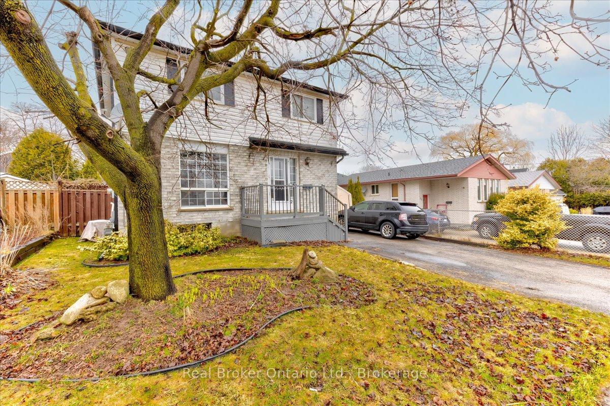 Photo 2 of 29 Stanley Street, Guelph, Exhibition Park — HOMEH