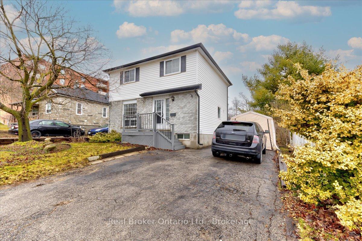 Photo 3 of 29 Stanley Street, Guelph, Exhibition Park — HOMEH