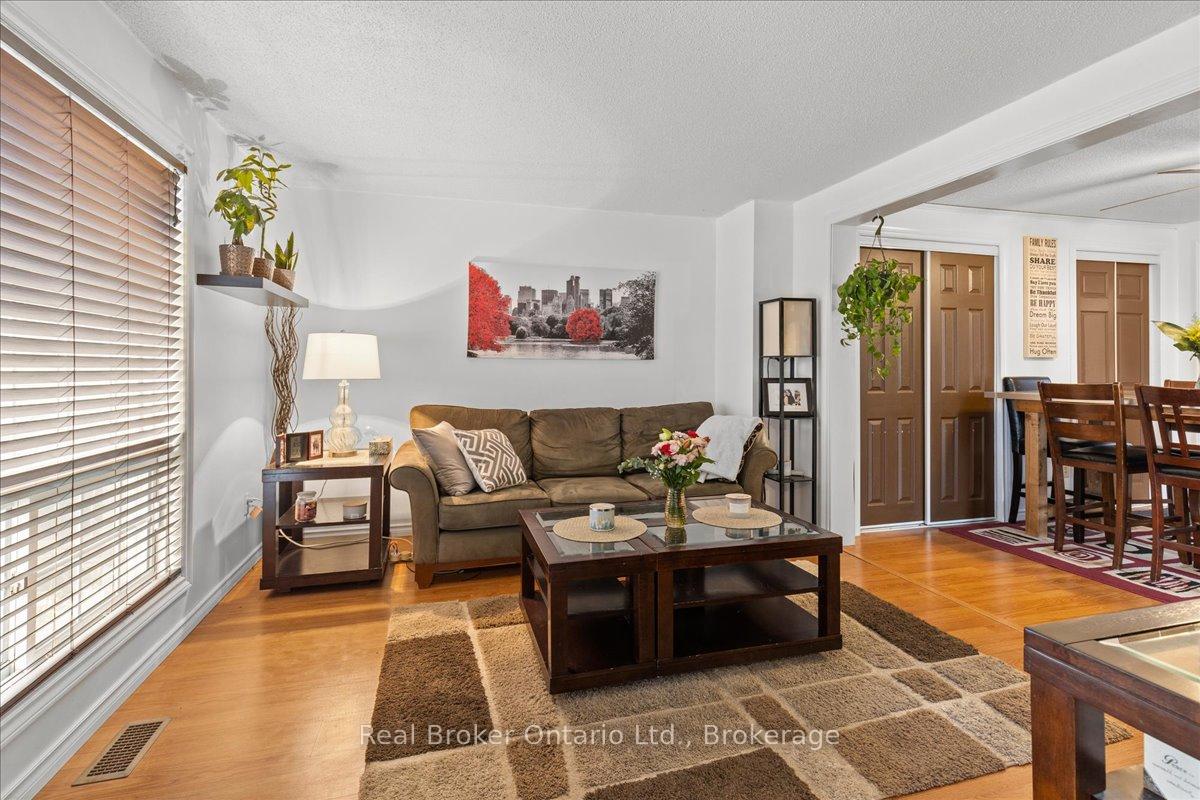 Photo 5 of 29 Stanley Street, Guelph, Exhibition Park — HOMEH