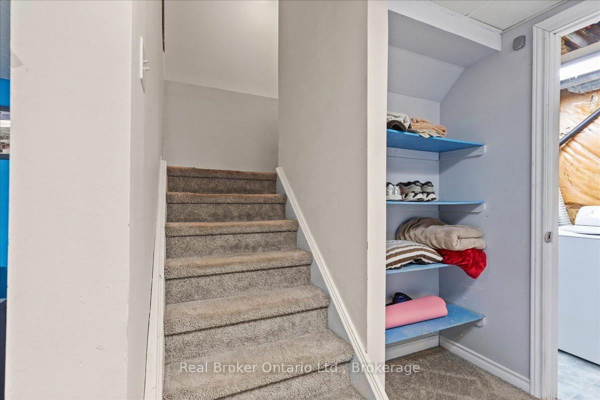 Photo 20 of 29 Stanley Street, Guelph, Exhibition Park — HOMEH