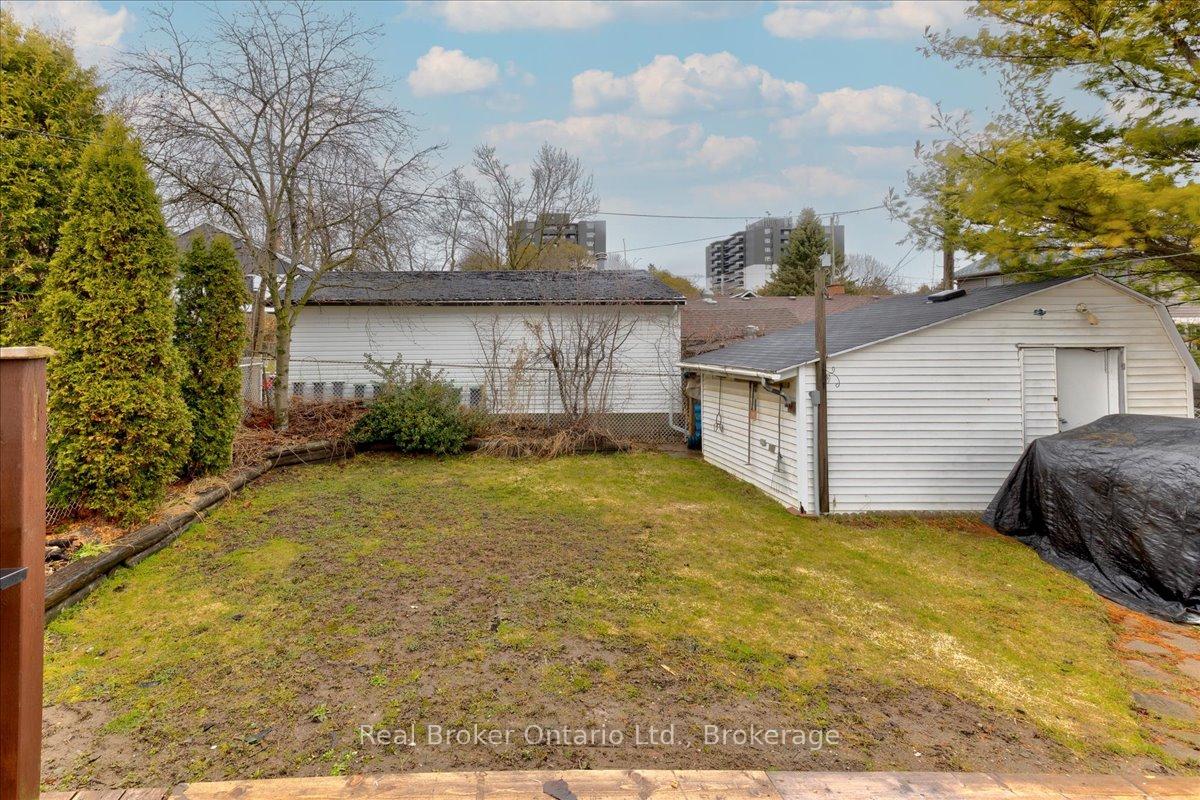 Photo 24 of 29 Stanley Street, Guelph, Exhibition Park — HOMEH