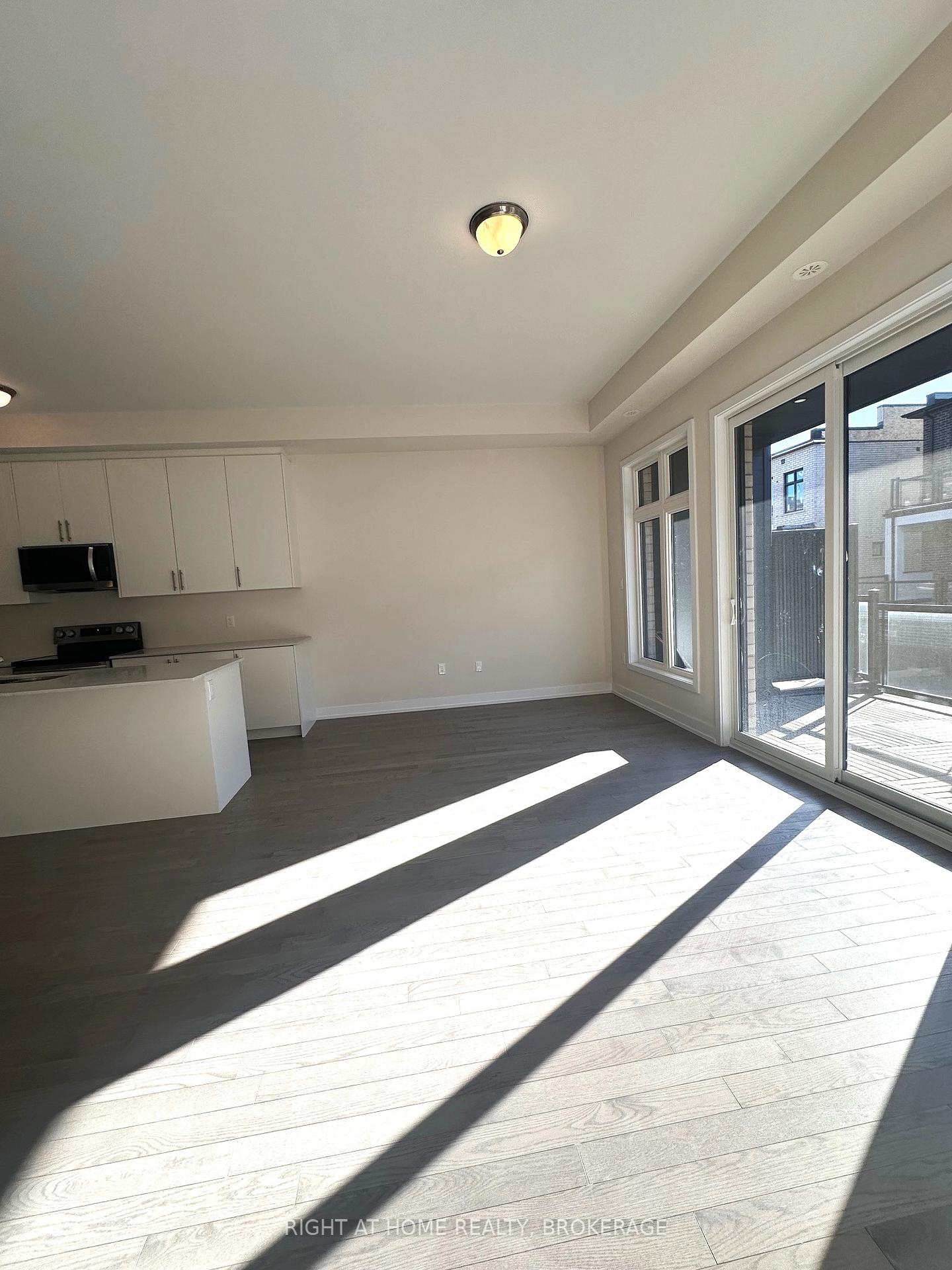 Photo 11 of 3108 Perkins Way, Oakville, Joshua Meadows — HOMEH