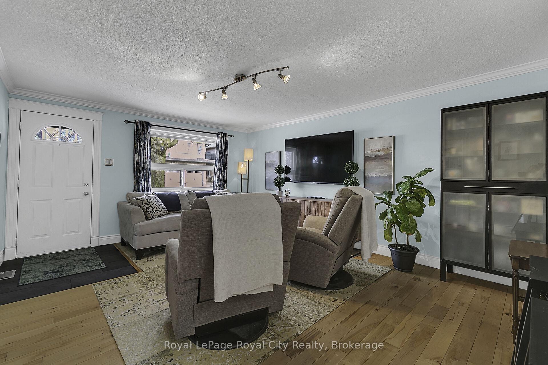 Photo 3 of 74 Inkerman Street, Guelph, Junction/Onward Willow — HOMEH
