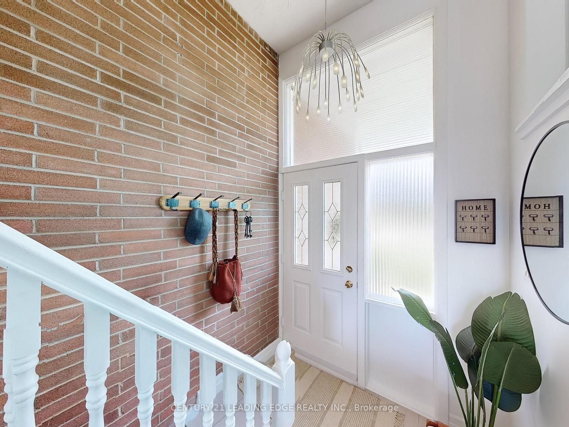 Photo 20 of 40 Stevens Crescent, Halton Hills, Georgetown — HOMEH