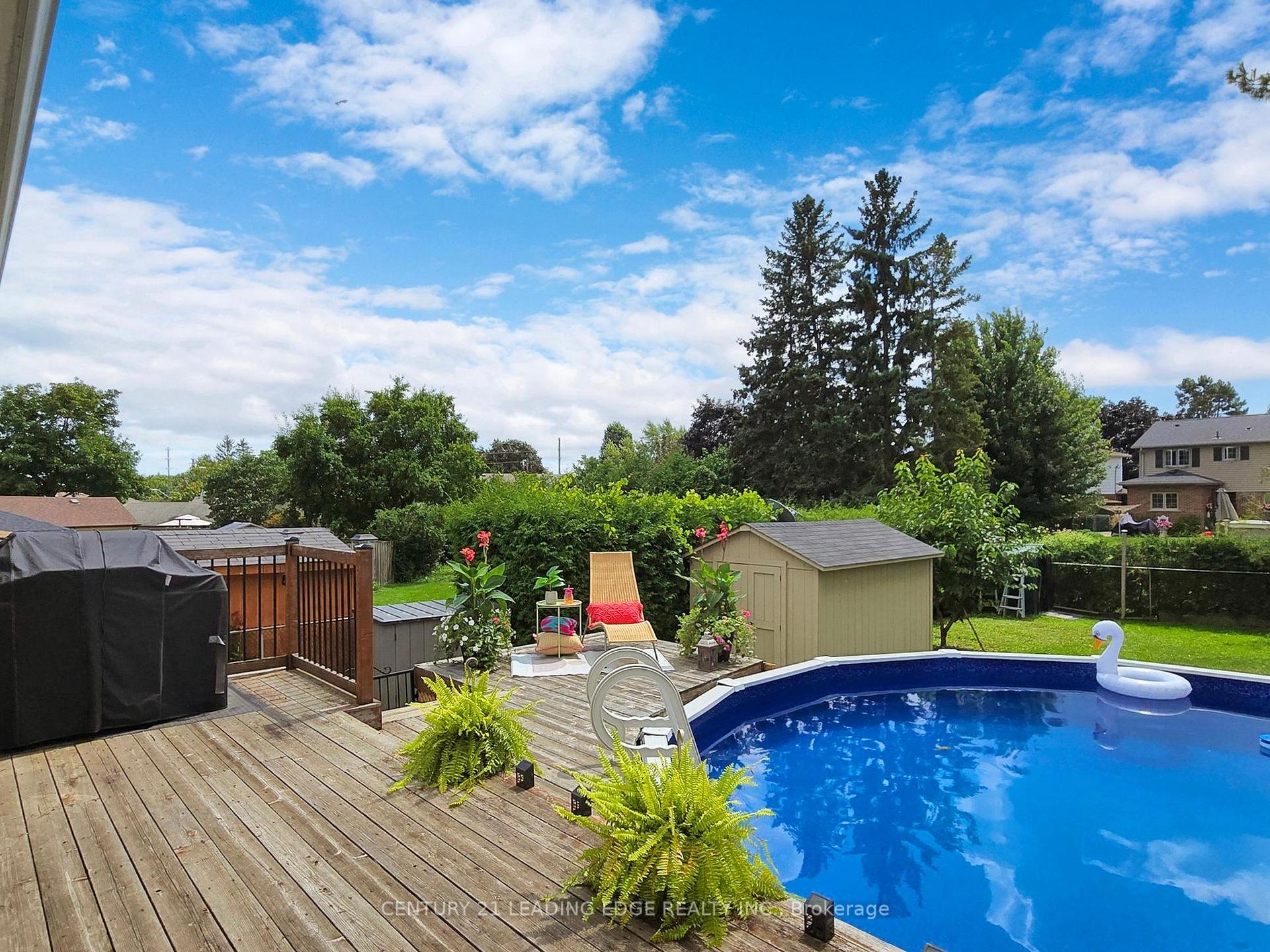 Photo 30 of 40 Stevens Crescent, Halton Hills, Georgetown — HOMEH