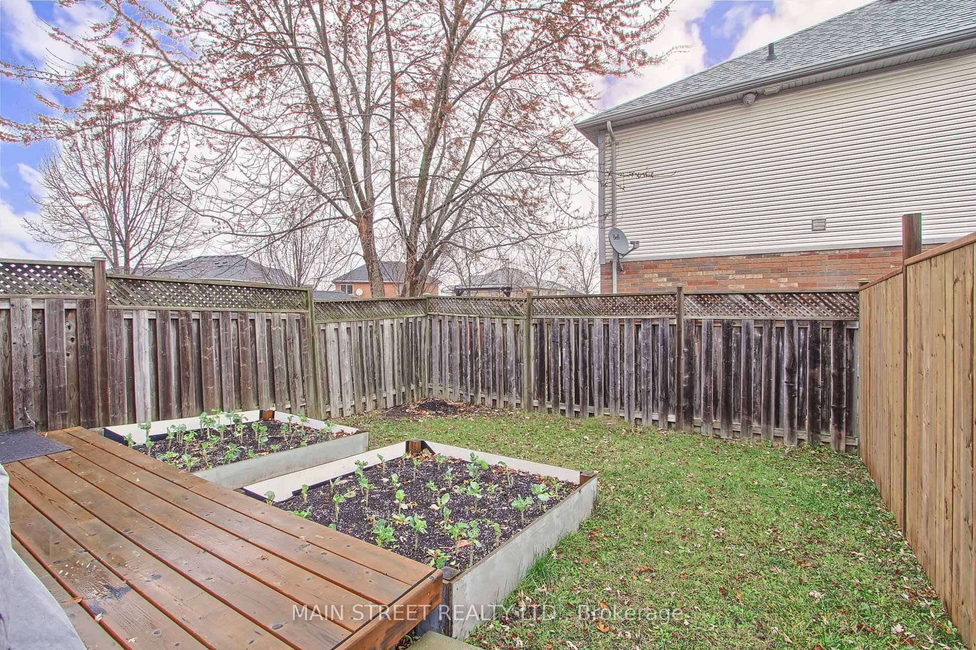 Photo 32 of 70 Crittenden Drive, Georgina, Keswick South — HOMEH