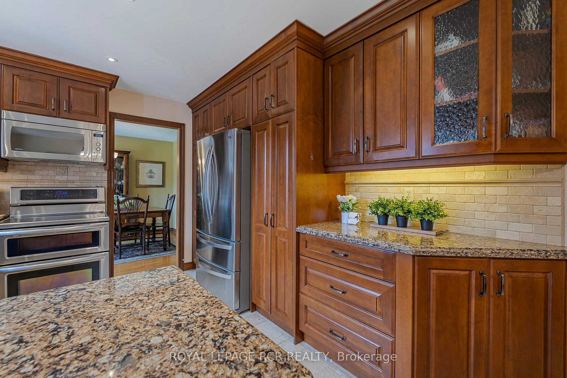 Photo 14 of 7 Summergate Court, Caledon, Caledon East — HOMEH
