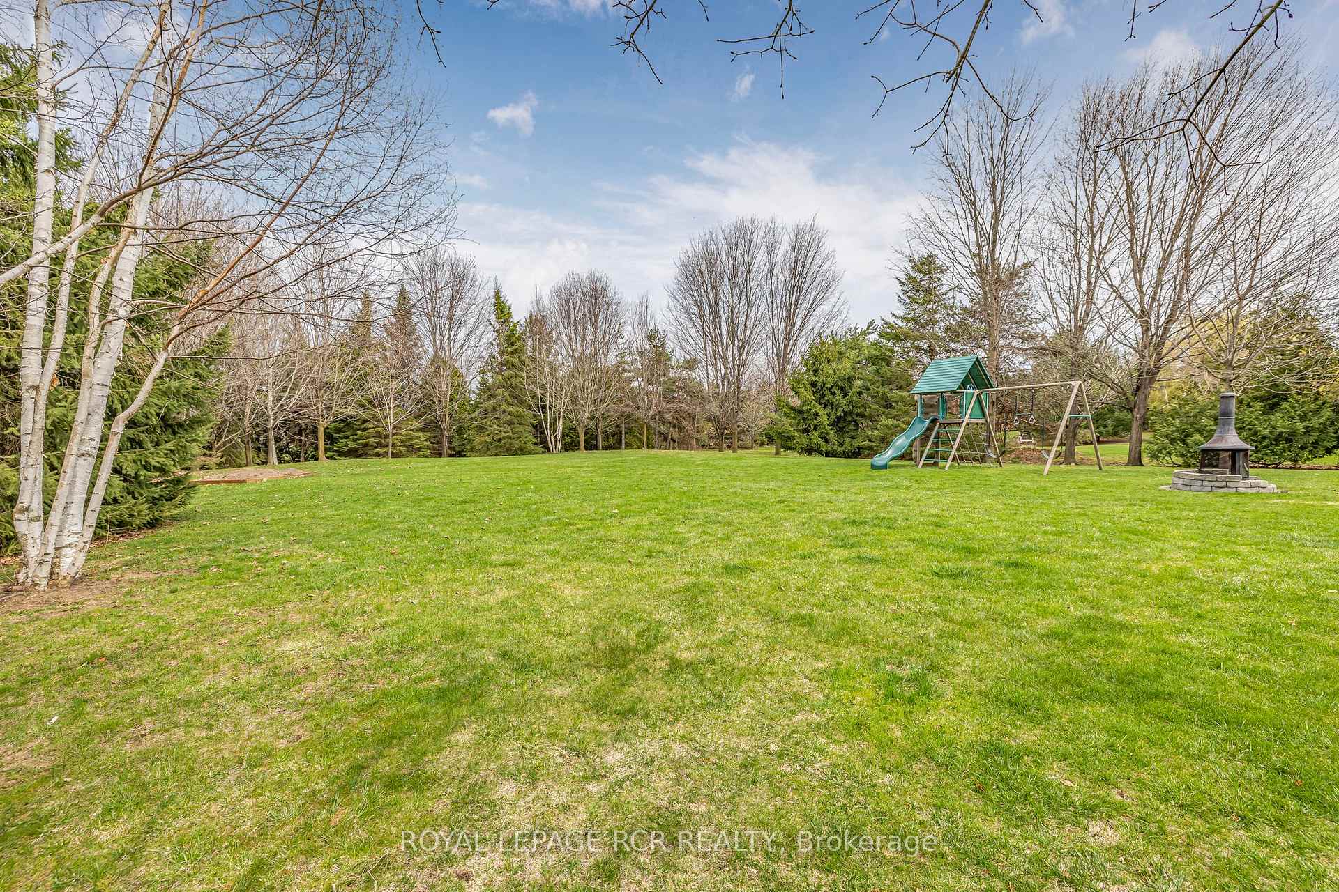 Photo 45 of 7 Summergate Court, Caledon, Caledon East — HOMEH