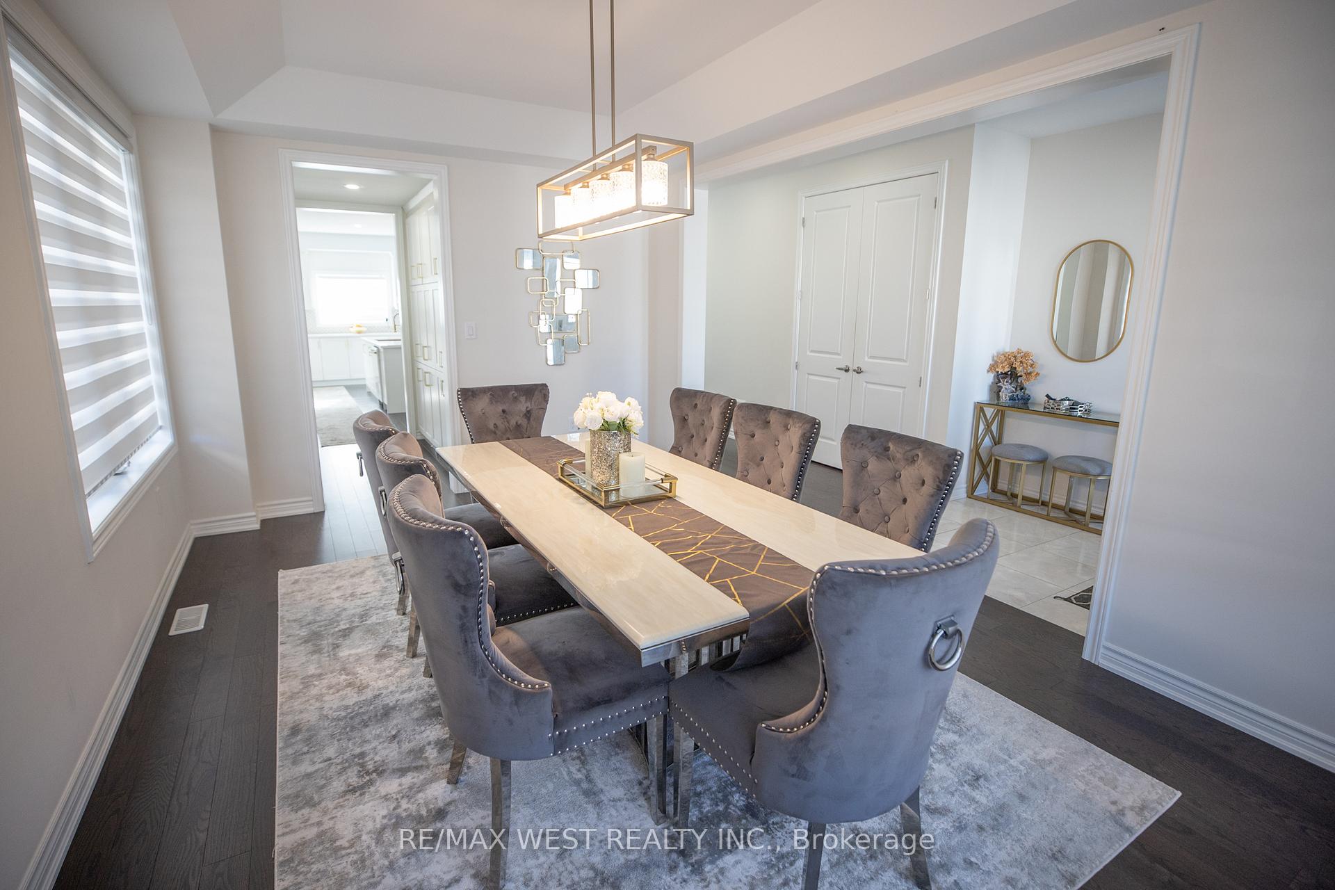 Photo 6 of 15 Kingknoll Crescent, Georgina, Keswick South — HOMEH