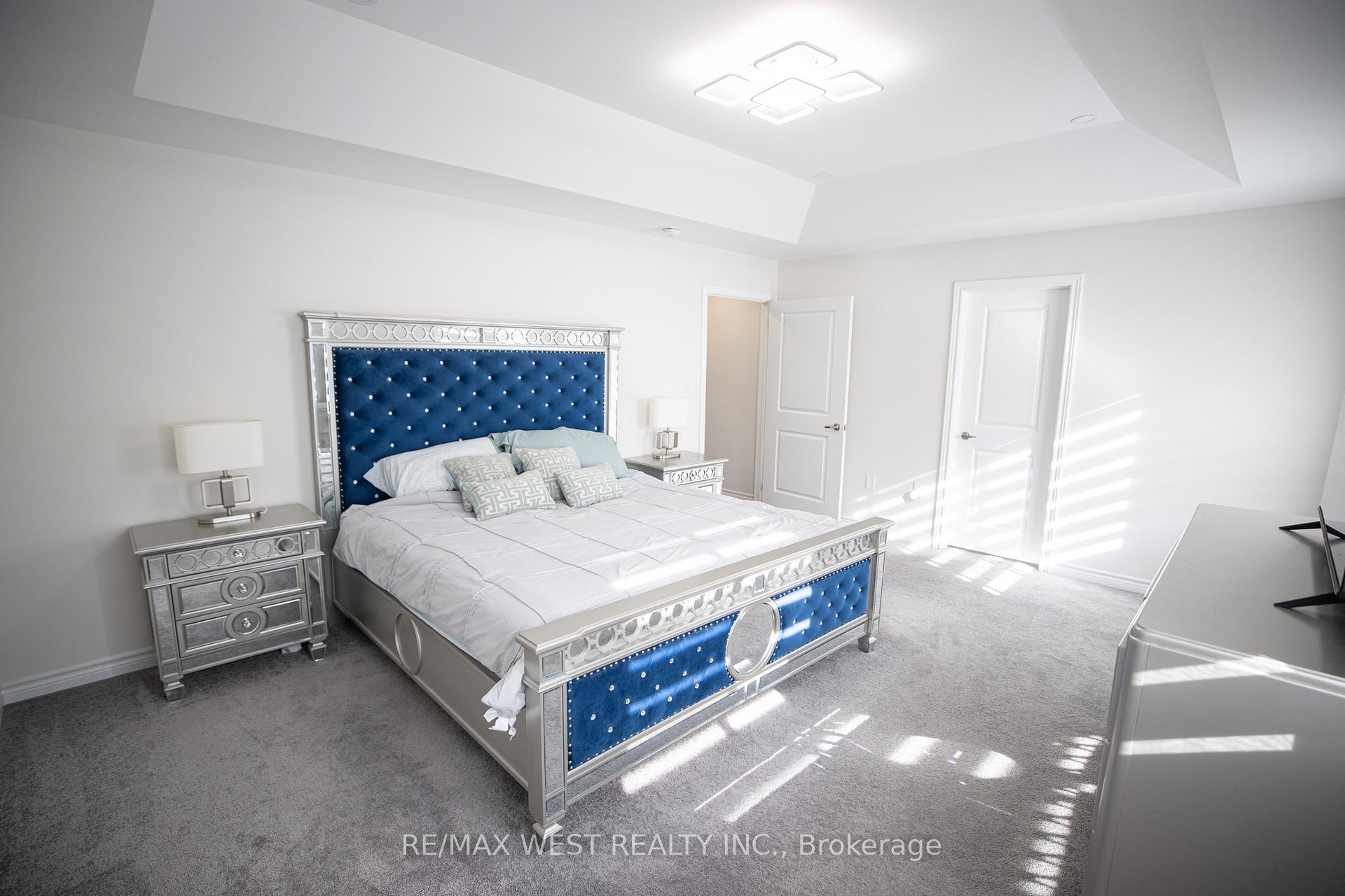 Photo 27 of 15 Kingknoll Crescent, Georgina, Keswick South — HOMEH