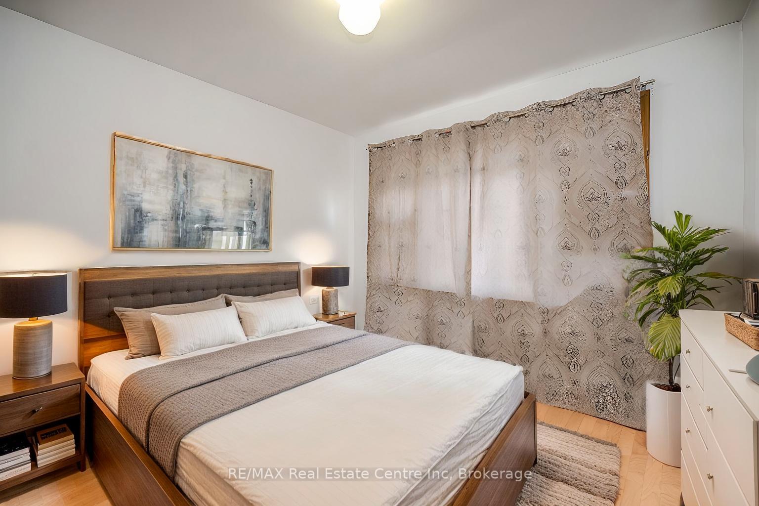 Photo 5 of 113 Elizabeth Street, Guelph, St. Patrick's Ward — HOMEH