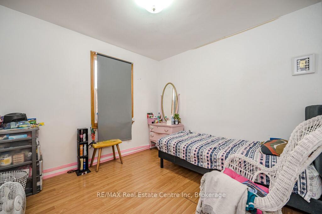 Photo 6 of 113 Elizabeth Street, Guelph, St. Patrick's Ward — HOMEH