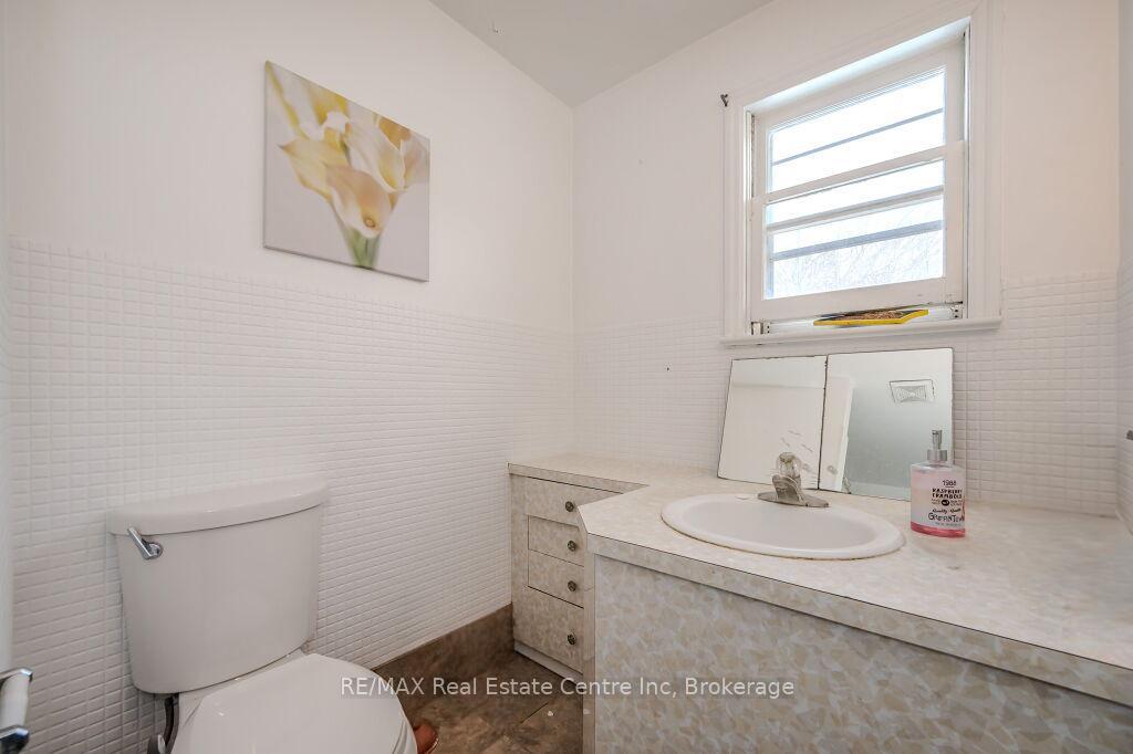 Photo 8 of 113 Elizabeth Street, Guelph, St. Patrick's Ward — HOMEH