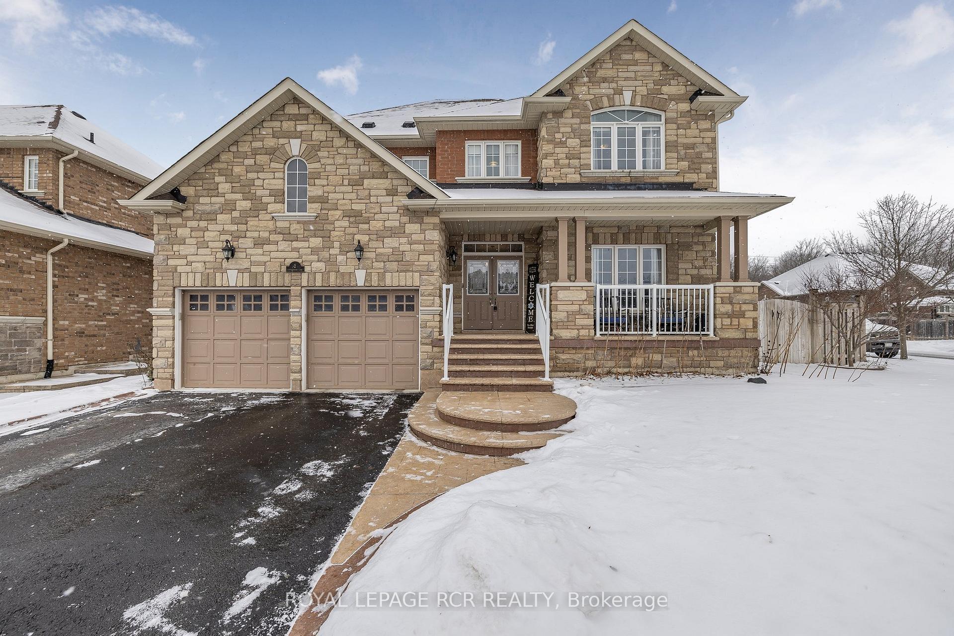 Front of 2 Littlebrook Lane