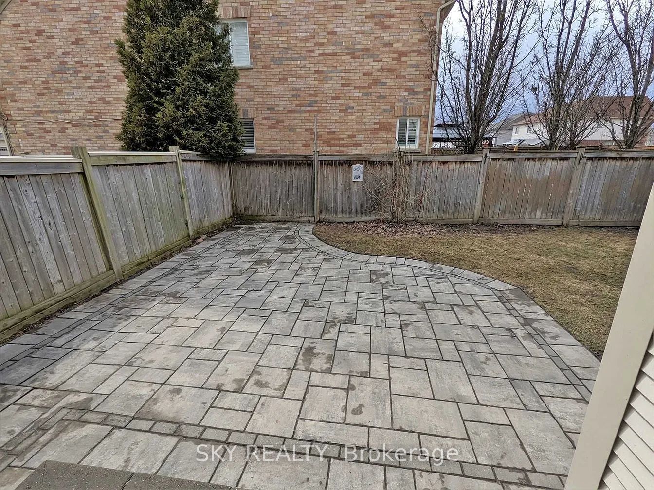 Photo 32 of 139 Jennings Drive, Clarington, Bowmanville — HOMEH