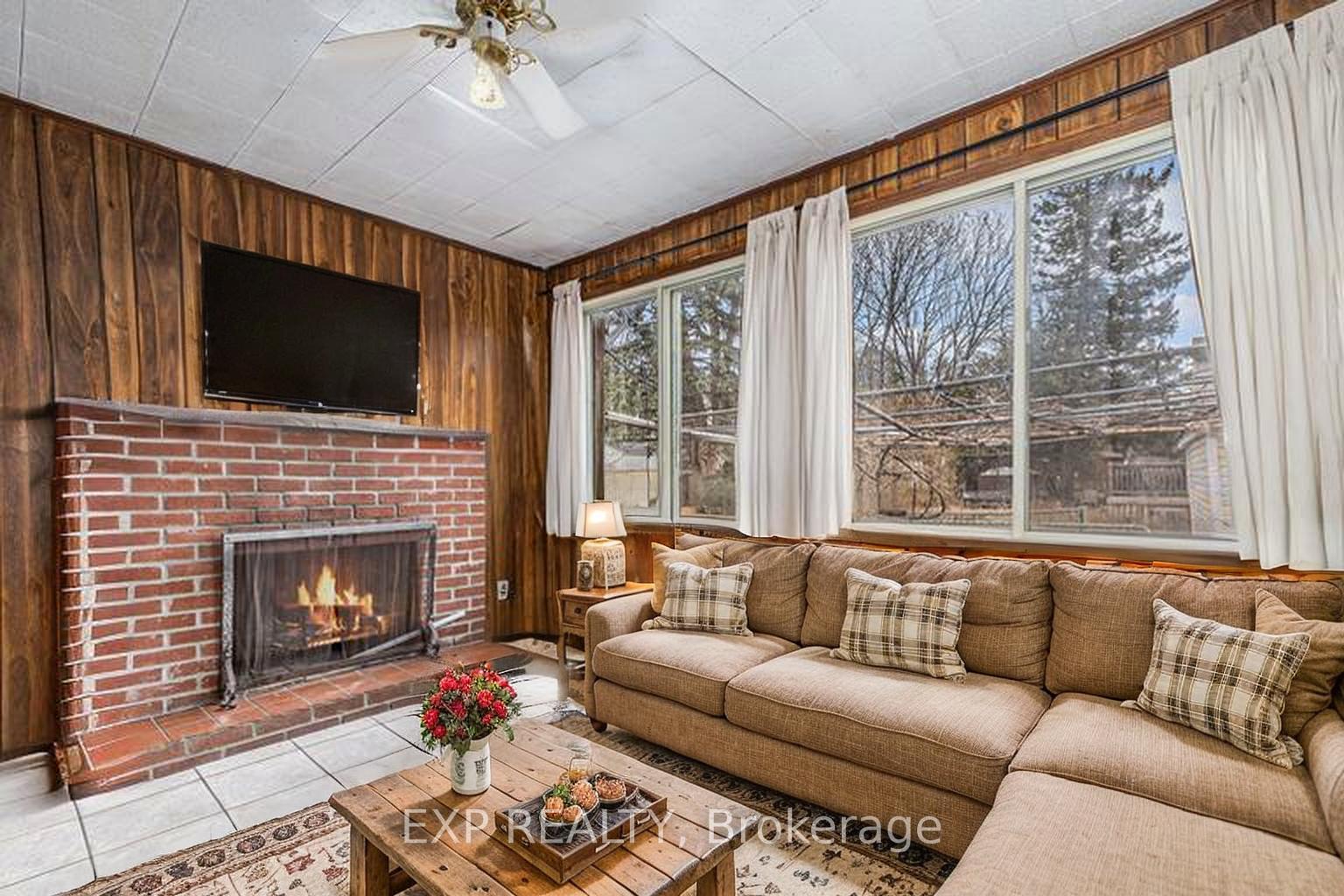 Photo 13 of 612 Byron Avenue, Ottawa, McKellar/Highland — HOMEH