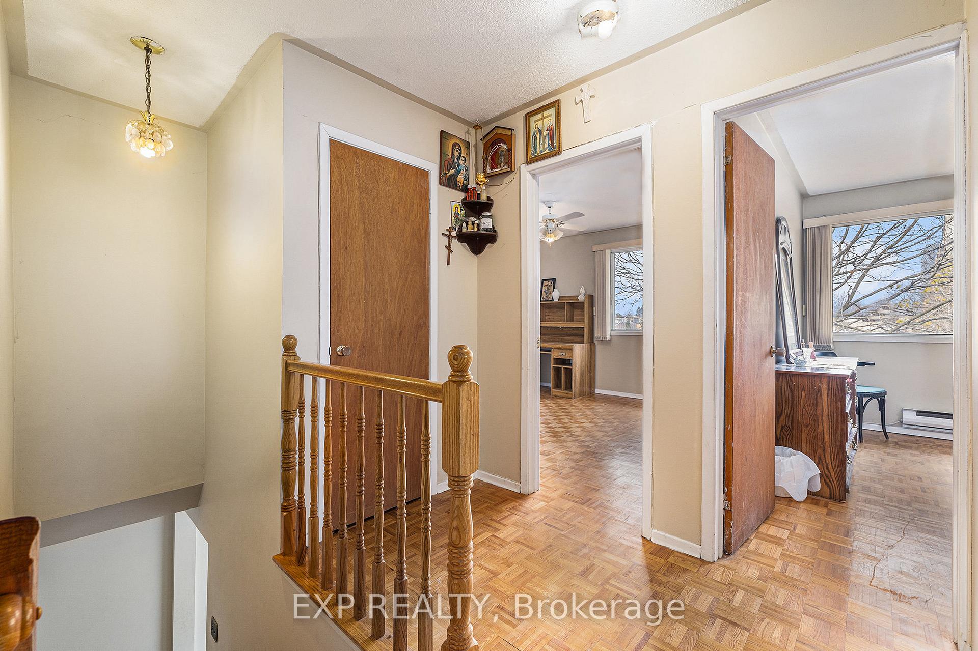 Photo 14 of 612 Byron Avenue, Ottawa, McKellar/Highland — HOMEH