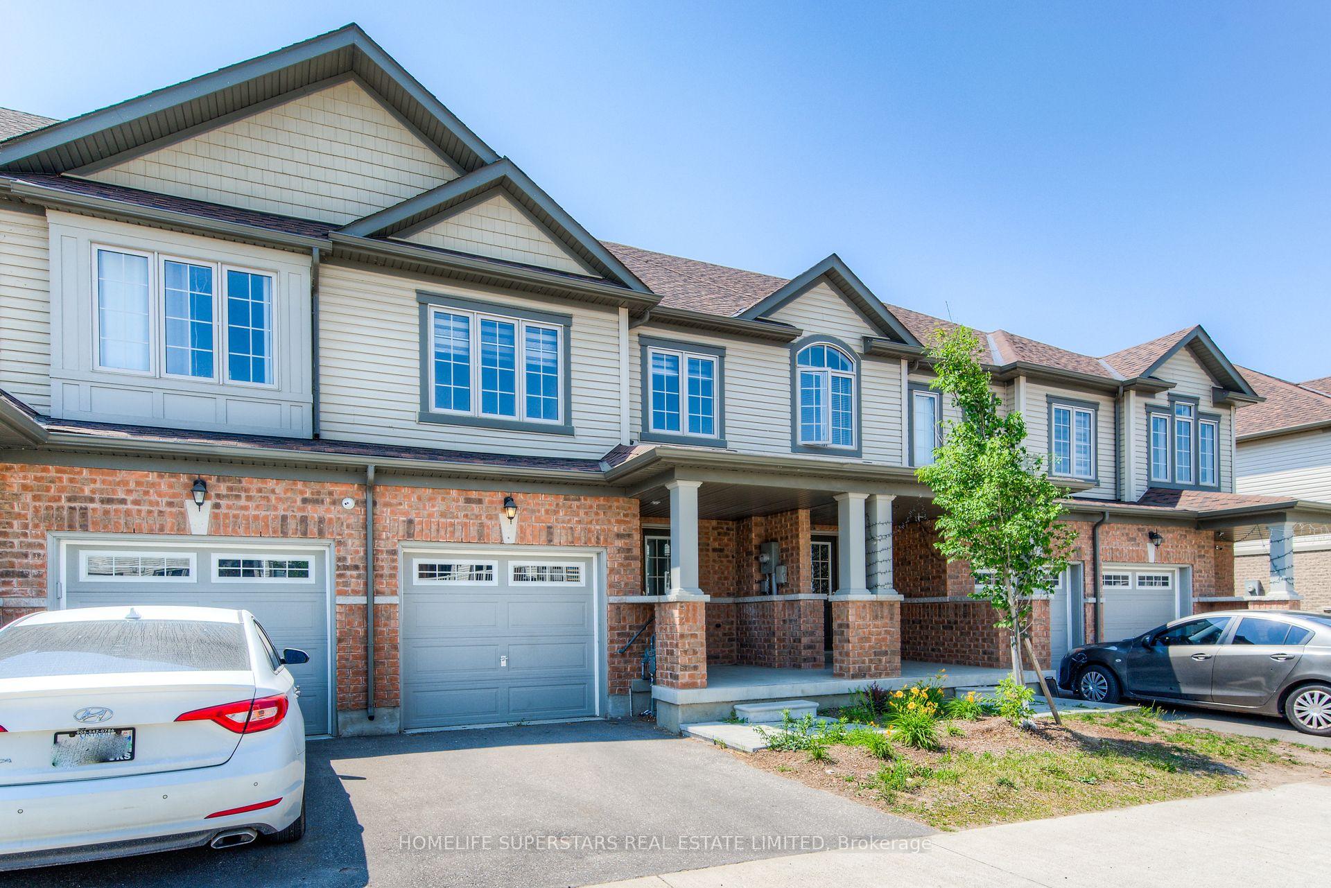 Photo 2 of Unit 13, 570 Linden Drive, Cambridge, Preston Heights — HOMEH