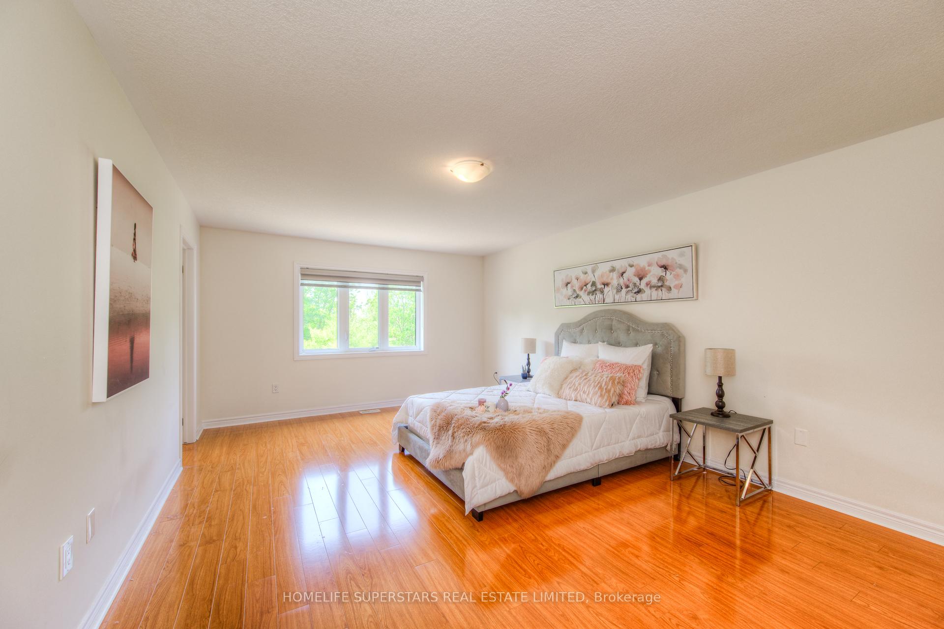 Photo 20 of Unit 13, 570 Linden Drive, Cambridge, Preston Heights — HOMEH
