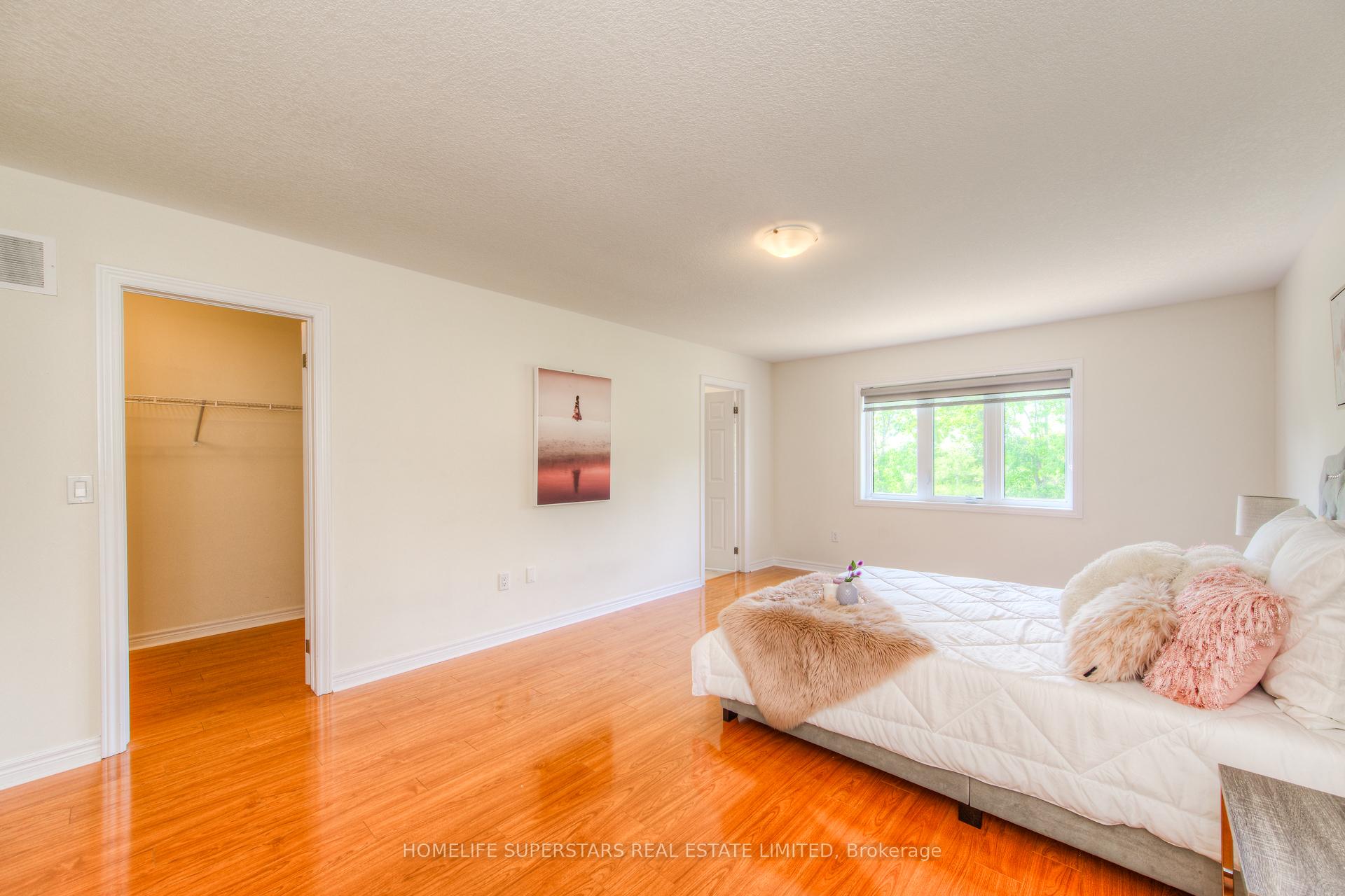 Photo 21 of Unit 13, 570 Linden Drive, Cambridge, Preston Heights — HOMEH