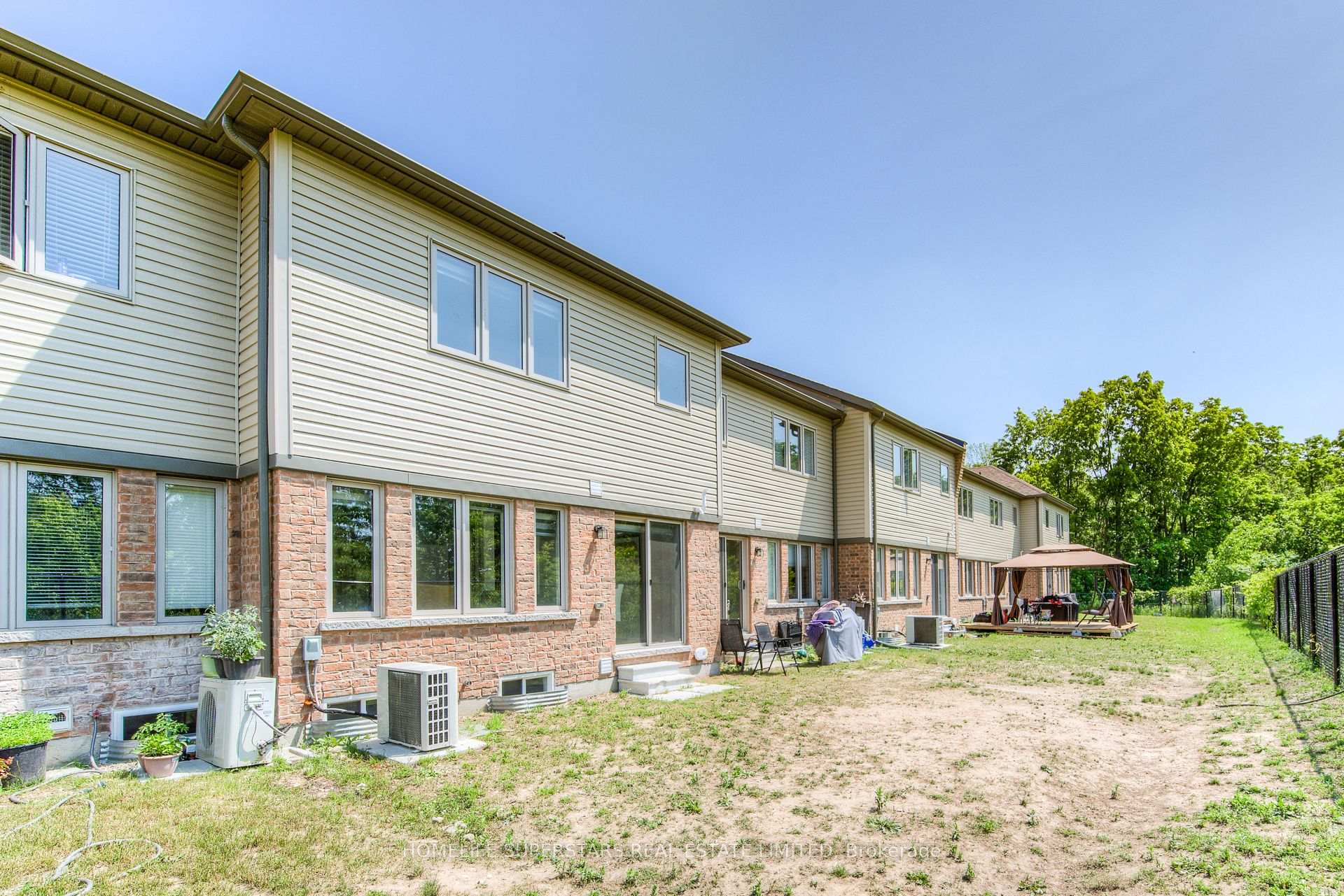 Photo 36 of Unit 13, 570 Linden Drive, Cambridge, Preston Heights — HOMEH