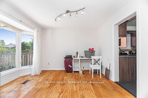 Photo 9 of 120 Leeward Drive, Brampton, Westgate — HOMEH