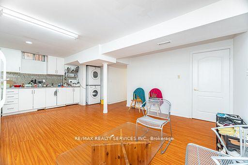 Photo 37 of 120 Leeward Drive, Brampton, Westgate — HOMEH