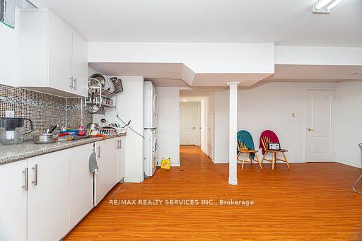 Photo 40 of 120 Leeward Drive, Brampton, Westgate — HOMEH