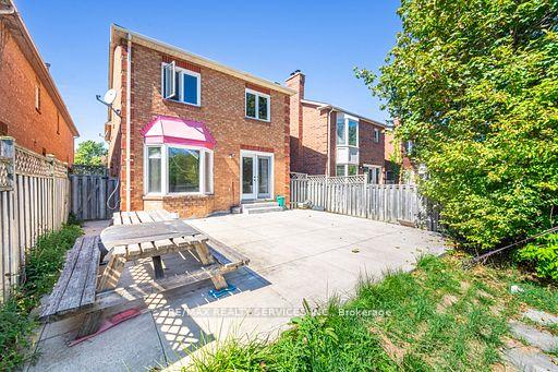 Photo 47 of 120 Leeward Drive, Brampton, Westgate — HOMEH