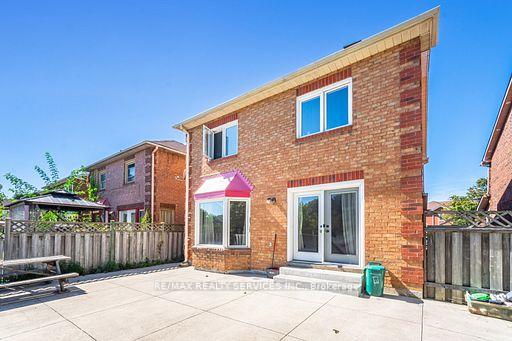 Photo 48 of 120 Leeward Drive, Brampton, Westgate — HOMEH