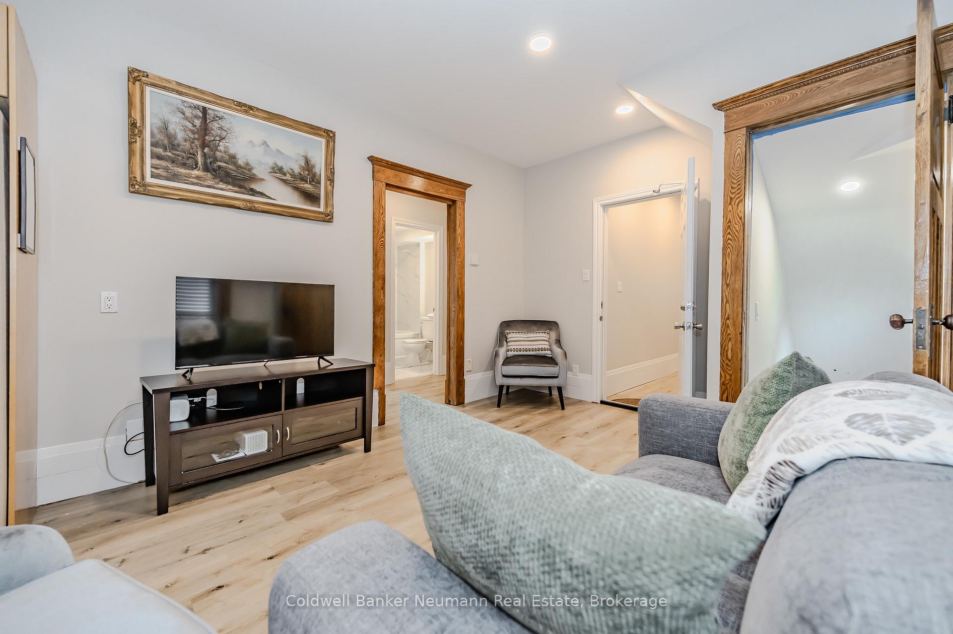 Photo 5 of 44 Roseview Avenue, Cambridge, Downtown Cambridge — HOMEH