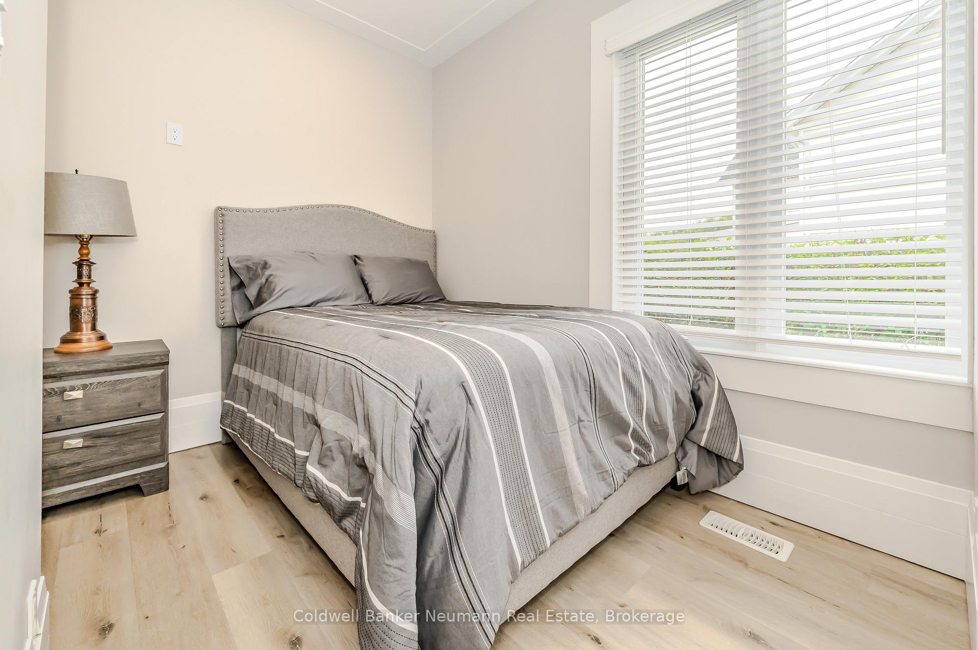 Photo 13 of 44 Roseview Avenue, Cambridge, Downtown Cambridge — HOMEH