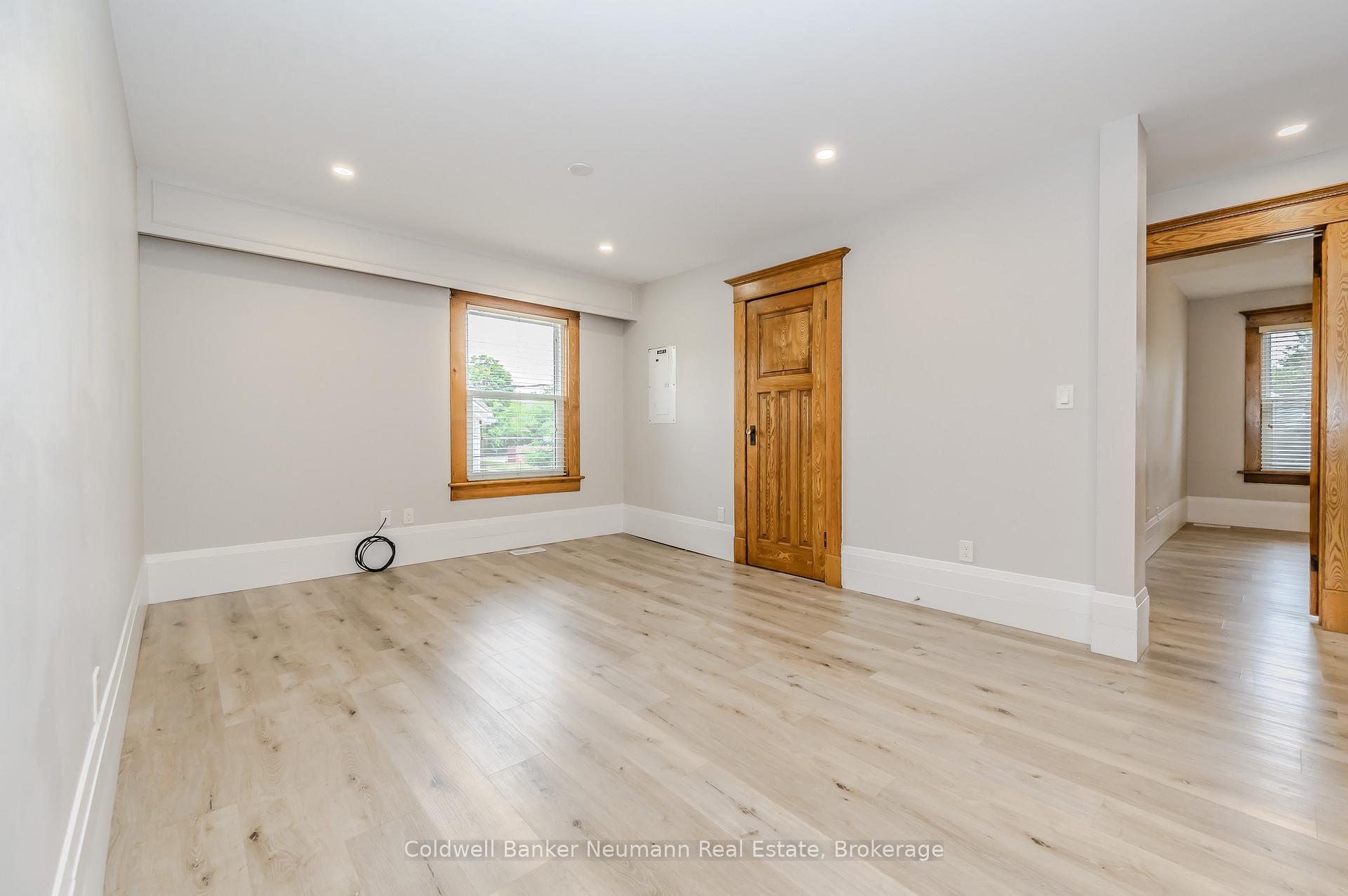 Photo 19 of 44 Roseview Avenue, Cambridge, Downtown Cambridge — HOMEH